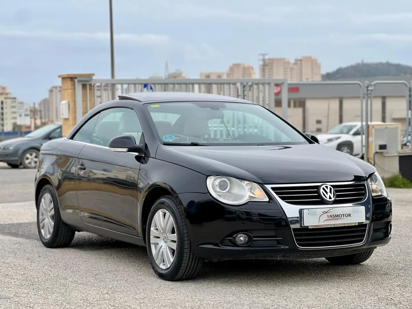Volkswagen Eos 2.0 FSI Excellence Negro - 2