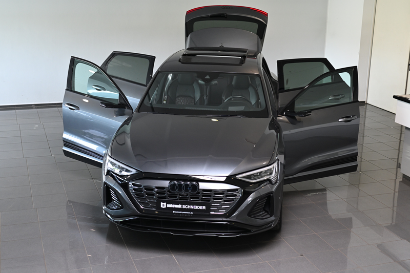 Audi Q8 e-tron 55 quattro S line — photo 5