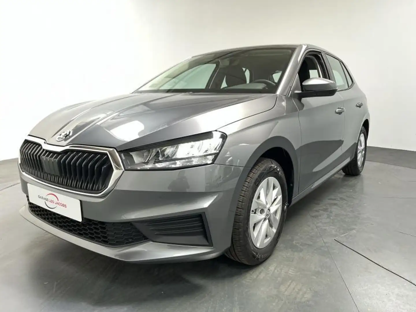 Skoda Fabia Ambition Gris - 1