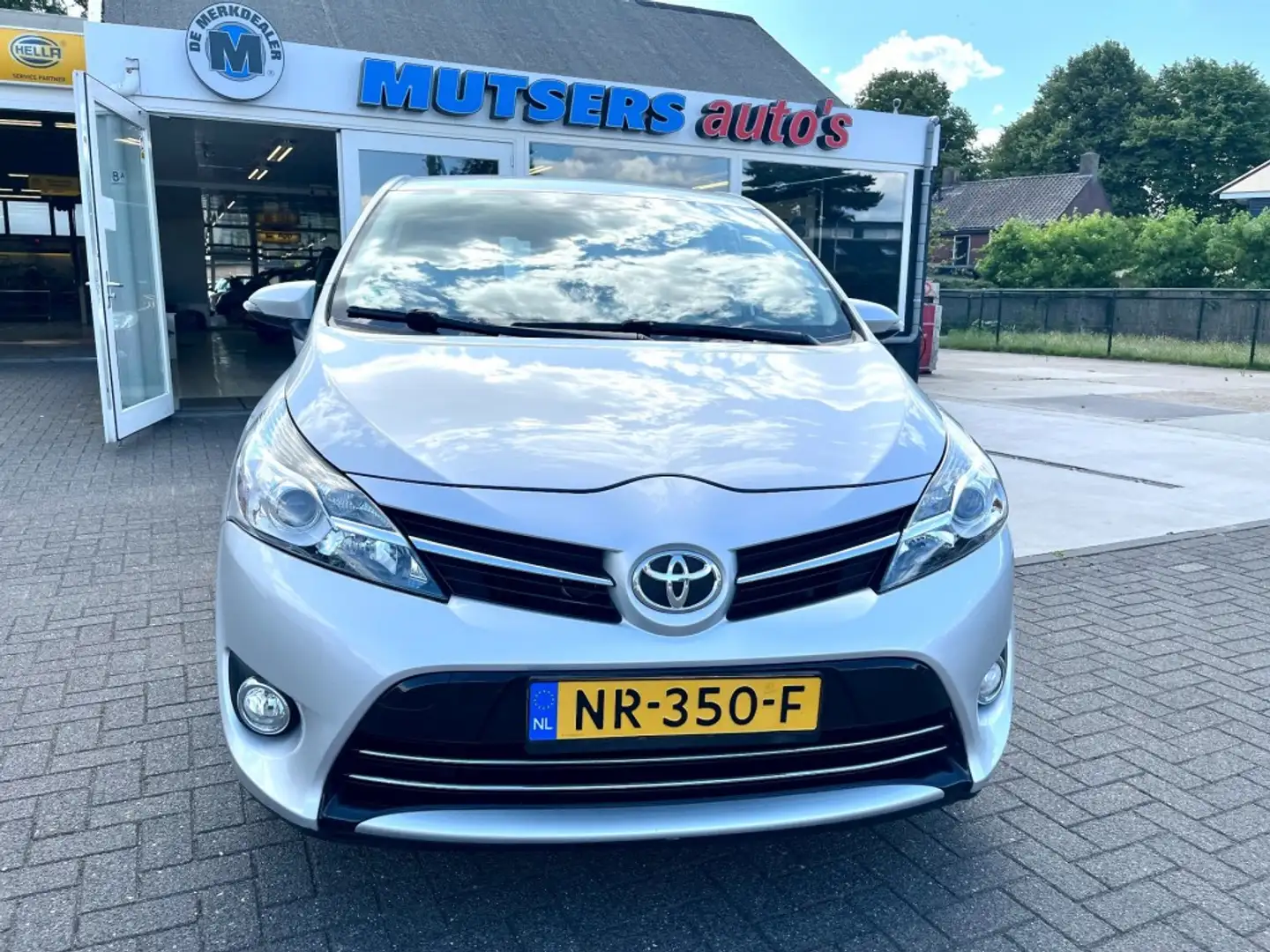 Toyota Verso 1.6 VVT-I ASPIRATION,ECC,CRUISE, top staat! Zilver - 2