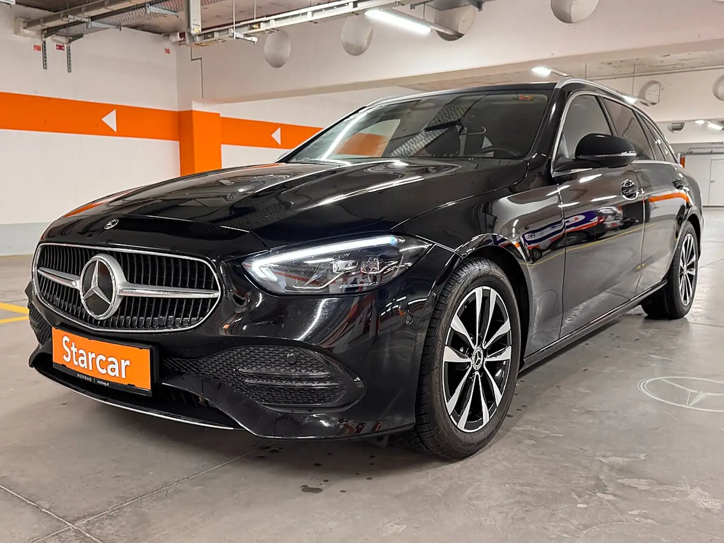 Mercedes-Benz C 220 d Aut. Schwarz - 1