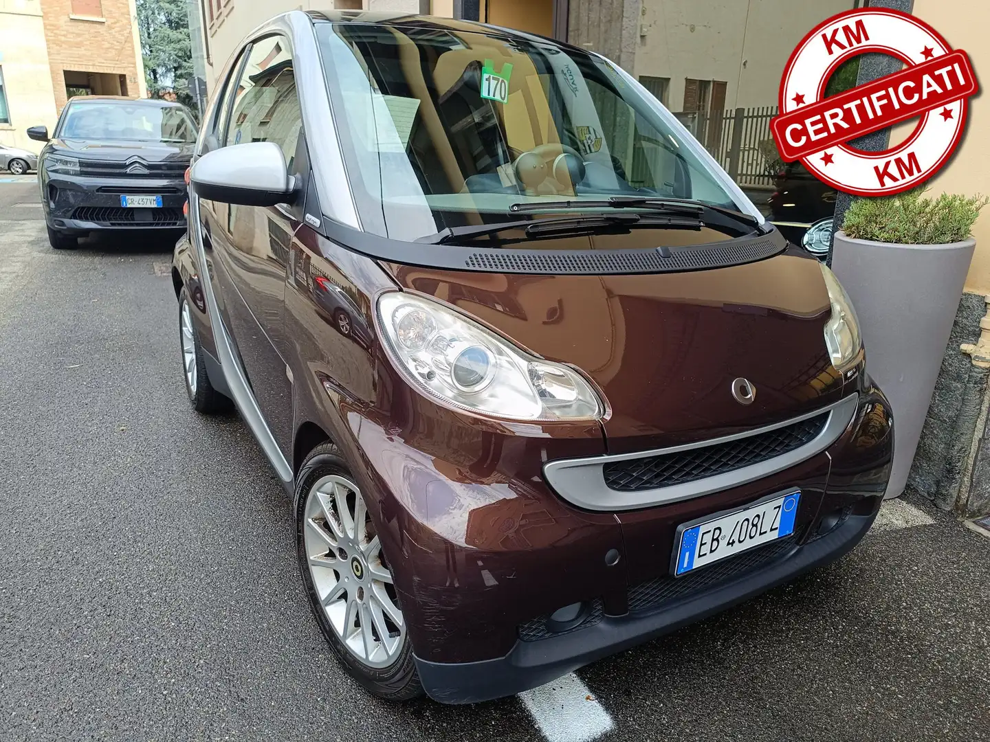 smart forTwo 1.0 mhd Edtion HighStyle 71cv taglian Mercedes Marrone - 1