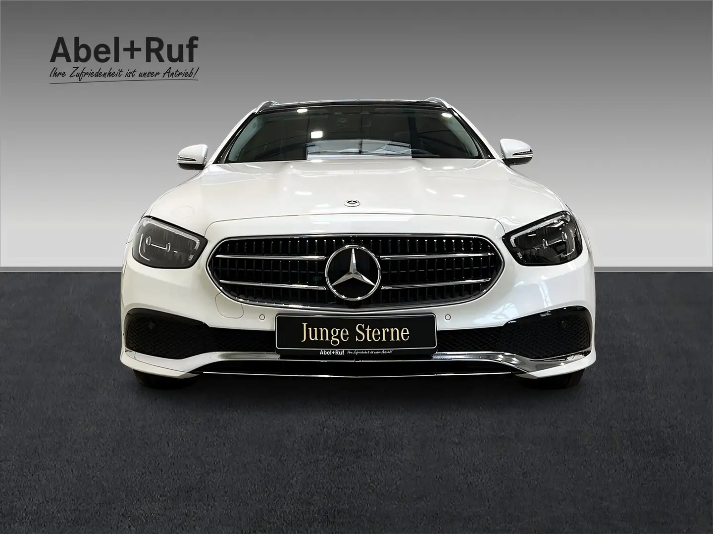 Mercedes-Benz E 300 e T AVANTGARDE+LED+DISTR+Memo+Kam+Pano+AHK Weiß - 2