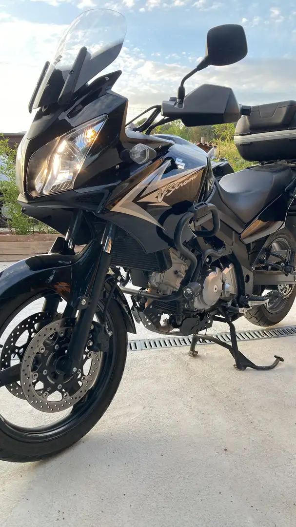 Suzuki V-Strom 650 Explorer gran turismo - 1