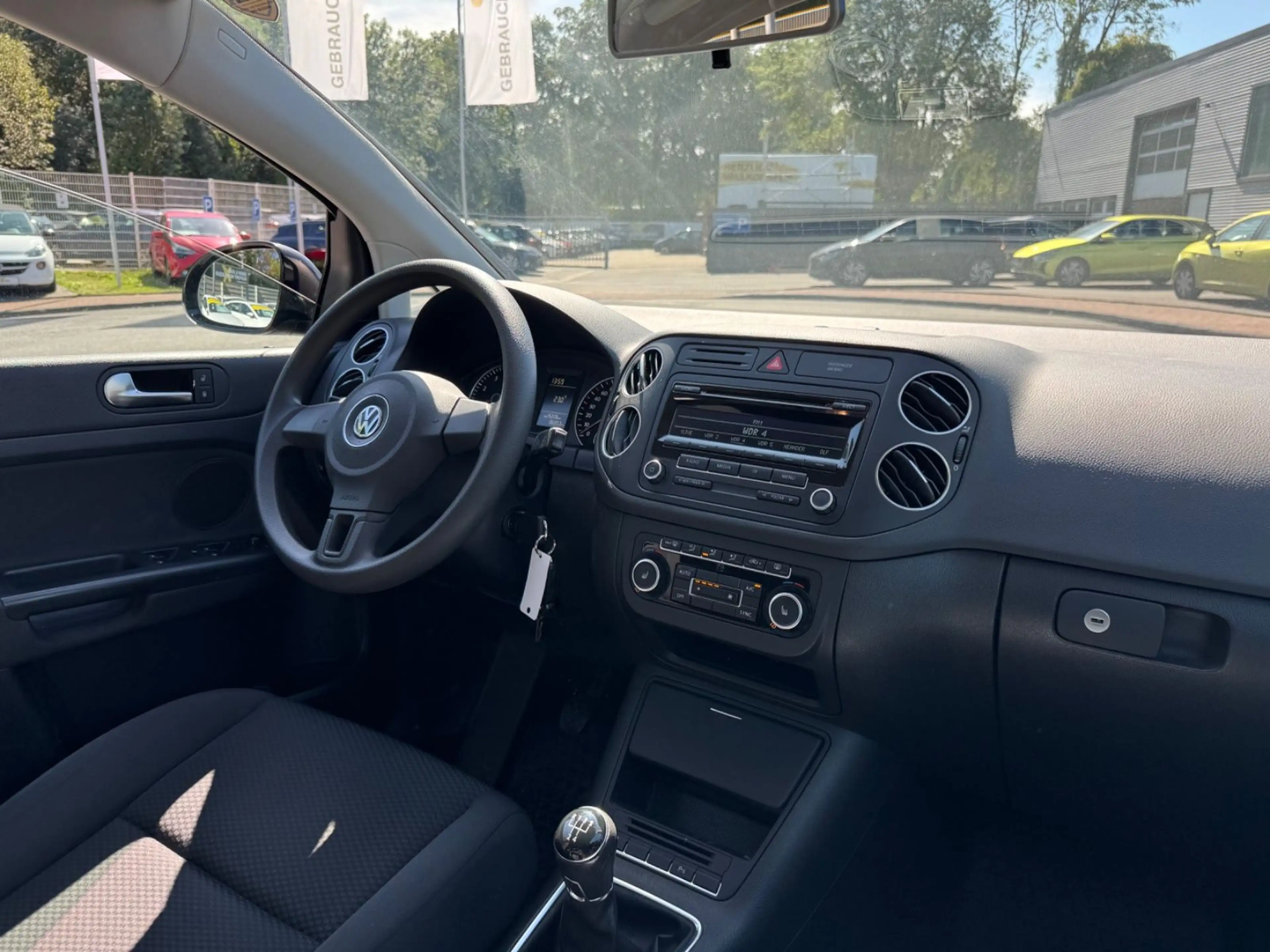 Volkswagen Golf Plus PLUS/COMFORT/2.HD/KLIMAAUT/SHZ/PDC/HU-NEU — photo 12