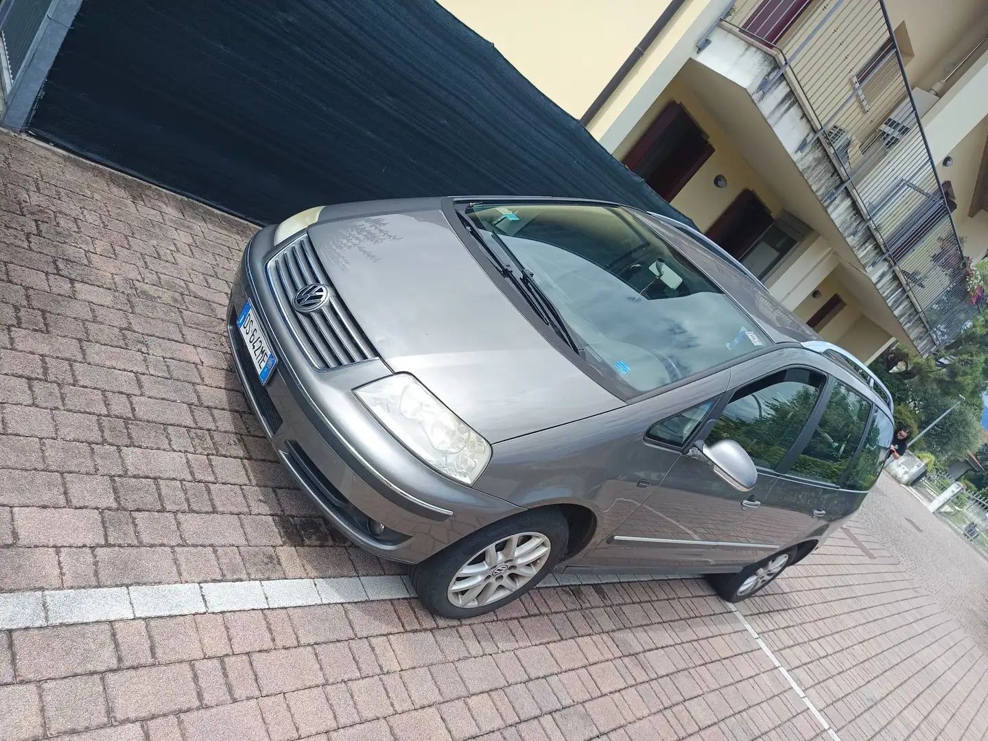 Volkswagen Sharan 1.9 tdi Time 4motion - 1