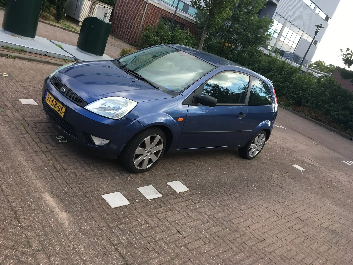 Ford Fiesta Fiesta 1.3 Futura - 1