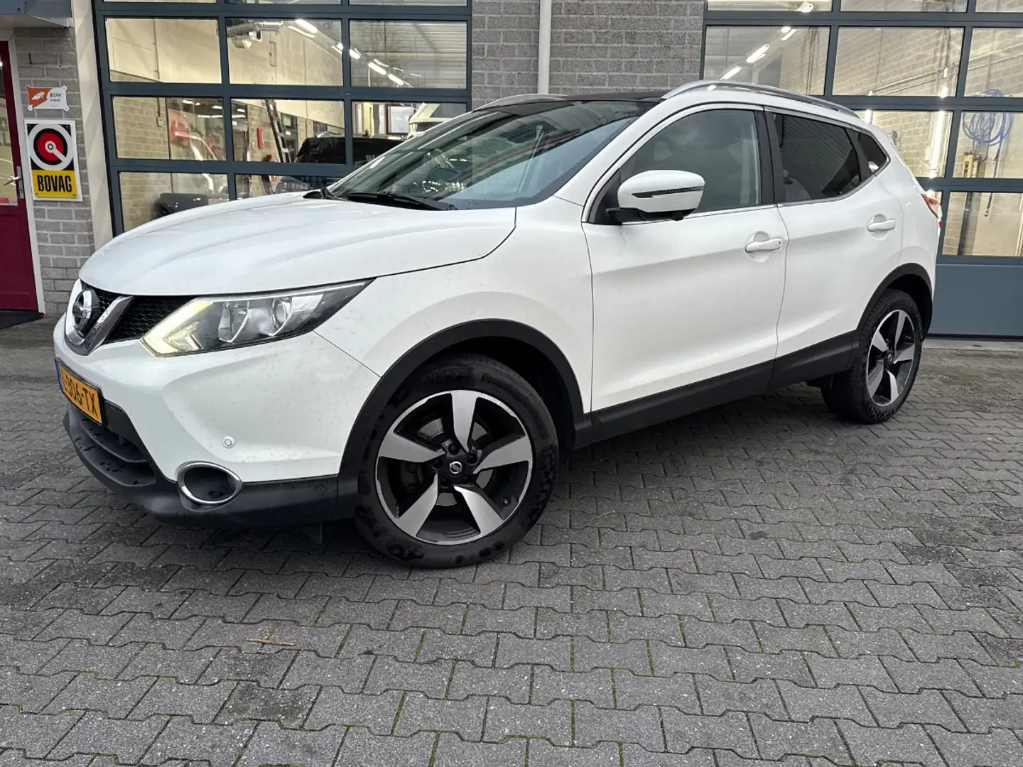 Nissan Qashqai 1.2 Tekna | PANORAMADAK | Blanc - 1