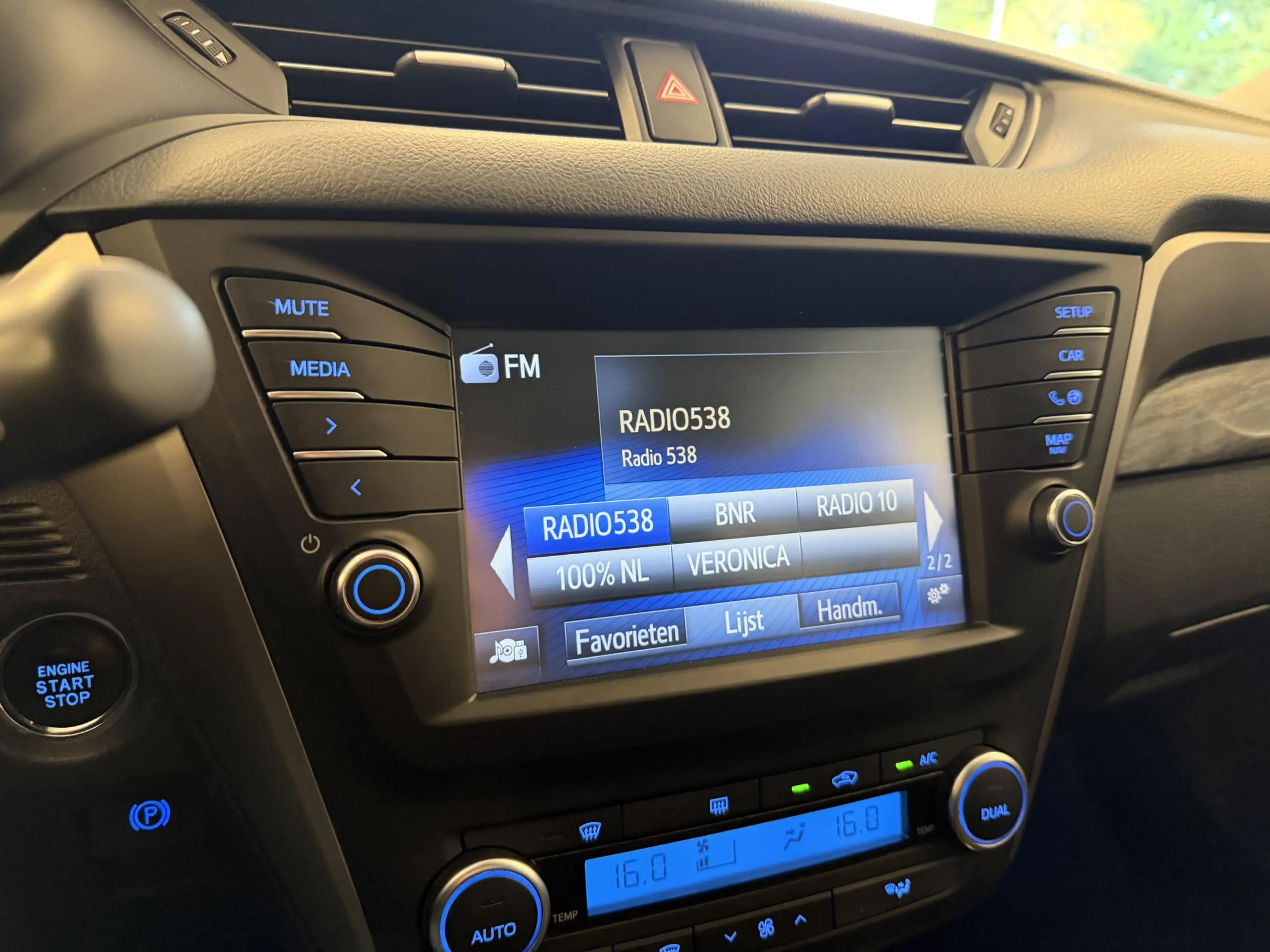 Toyota Avensis Touring Sports 1.8 VVT-i EXECUTIVE AUTOMAAT PREMIU — photo 16
