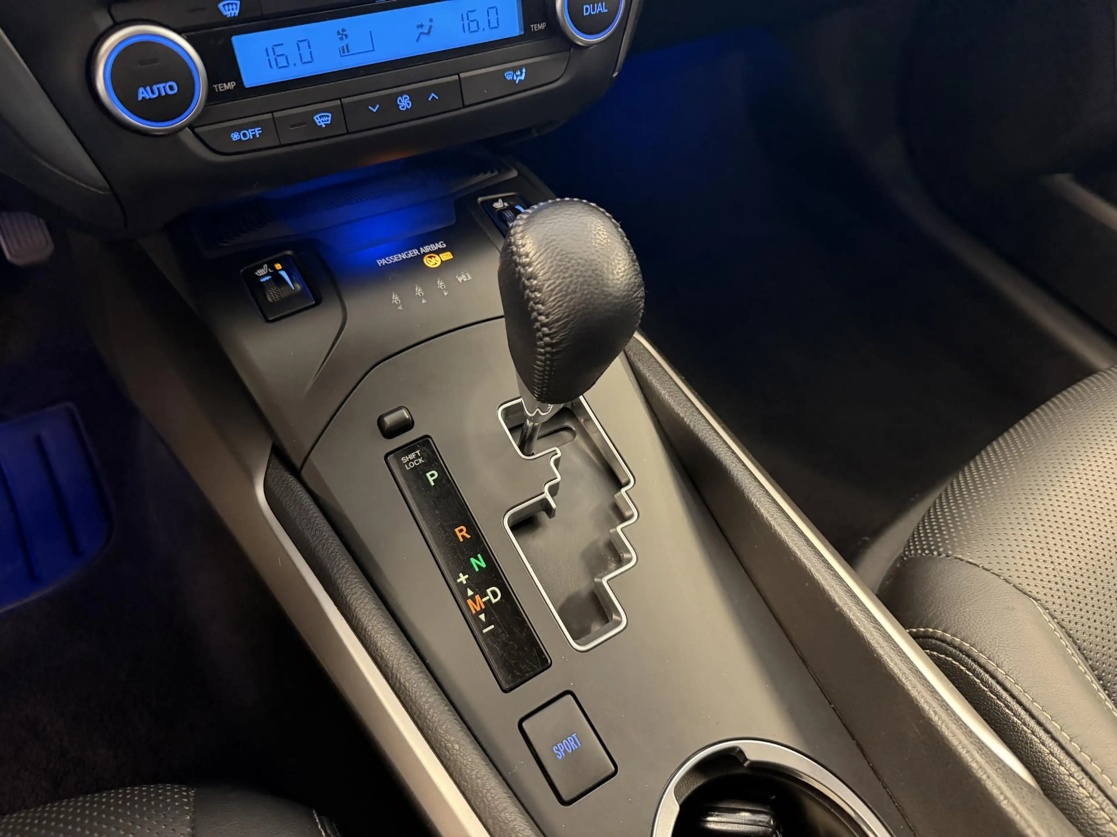 Toyota Avensis Touring Sports 1.8 VVT-i EXECUTIVE AUTOMAAT PREMIU — photo 23