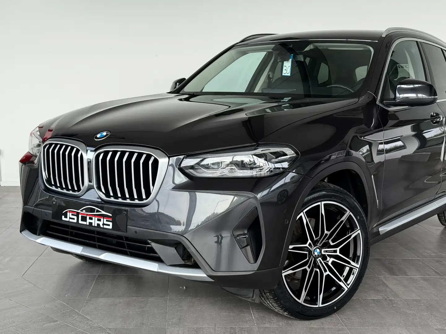 BMW X3 2.0dAxDrive-1ERPRO-COCKPIT-CARPLAY-CUIR-CAMERA-PDC Grijs - 2