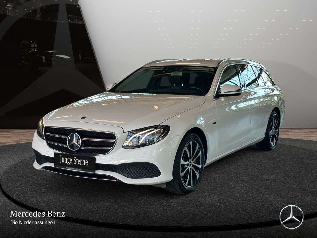 Mercedes-Benz E 300