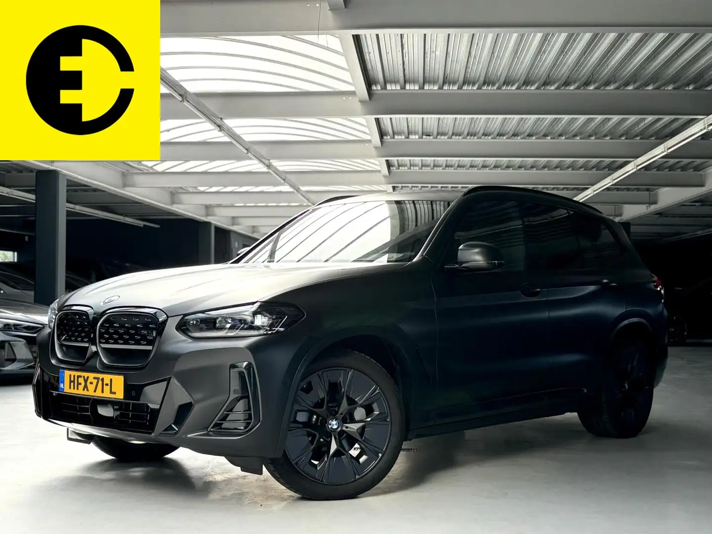 BMW iX3 High Executive Edition 80 kWh | 100% SOH | Panoram Schwarz - 1