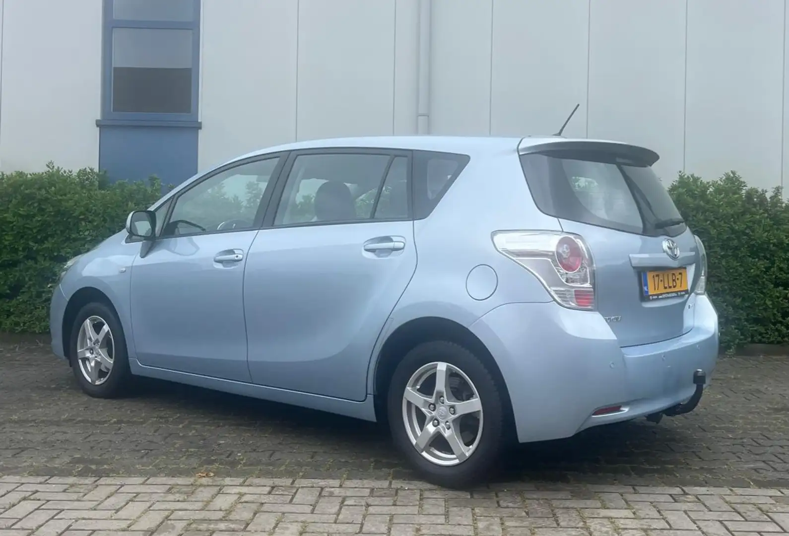 Toyota Verso 1.6 VVT-i 132pk (7P) Airco/Trekhaak Blauw - 2