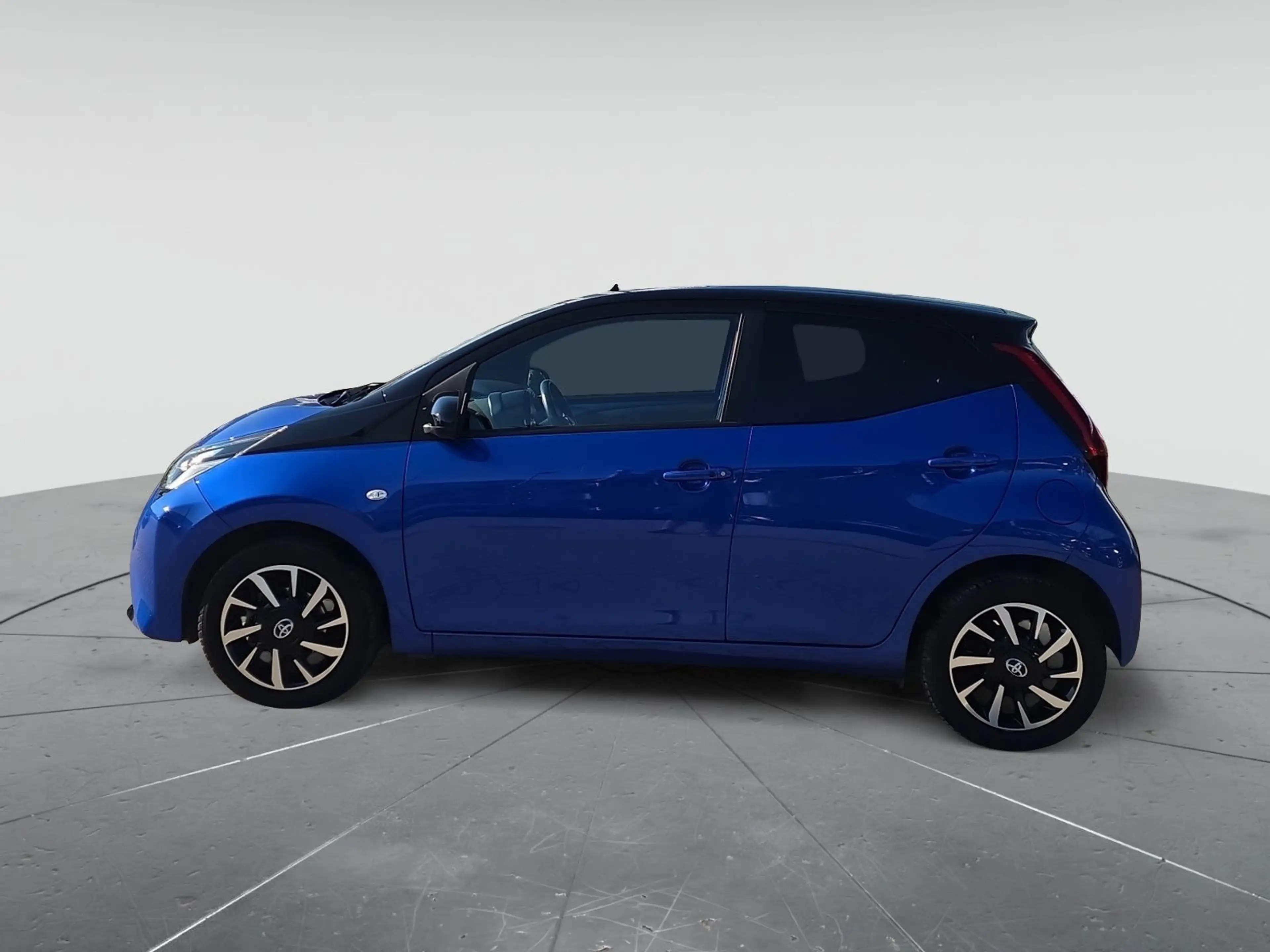 Toyota Aygo 1.0l x-final, KAM/KLIMA — photo 5