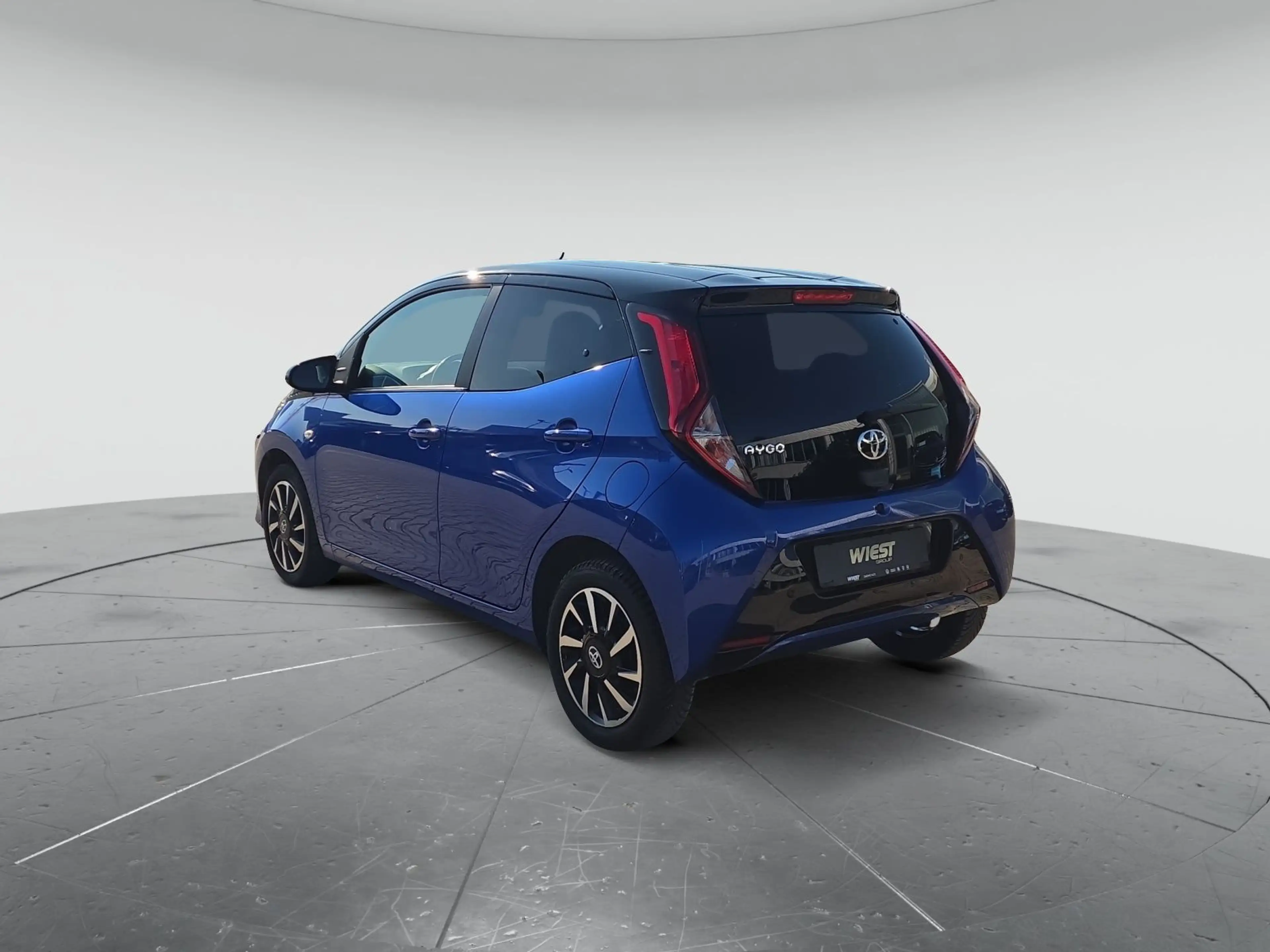 Toyota Aygo 1.0l x-final, KAM/KLIMA — photo 3