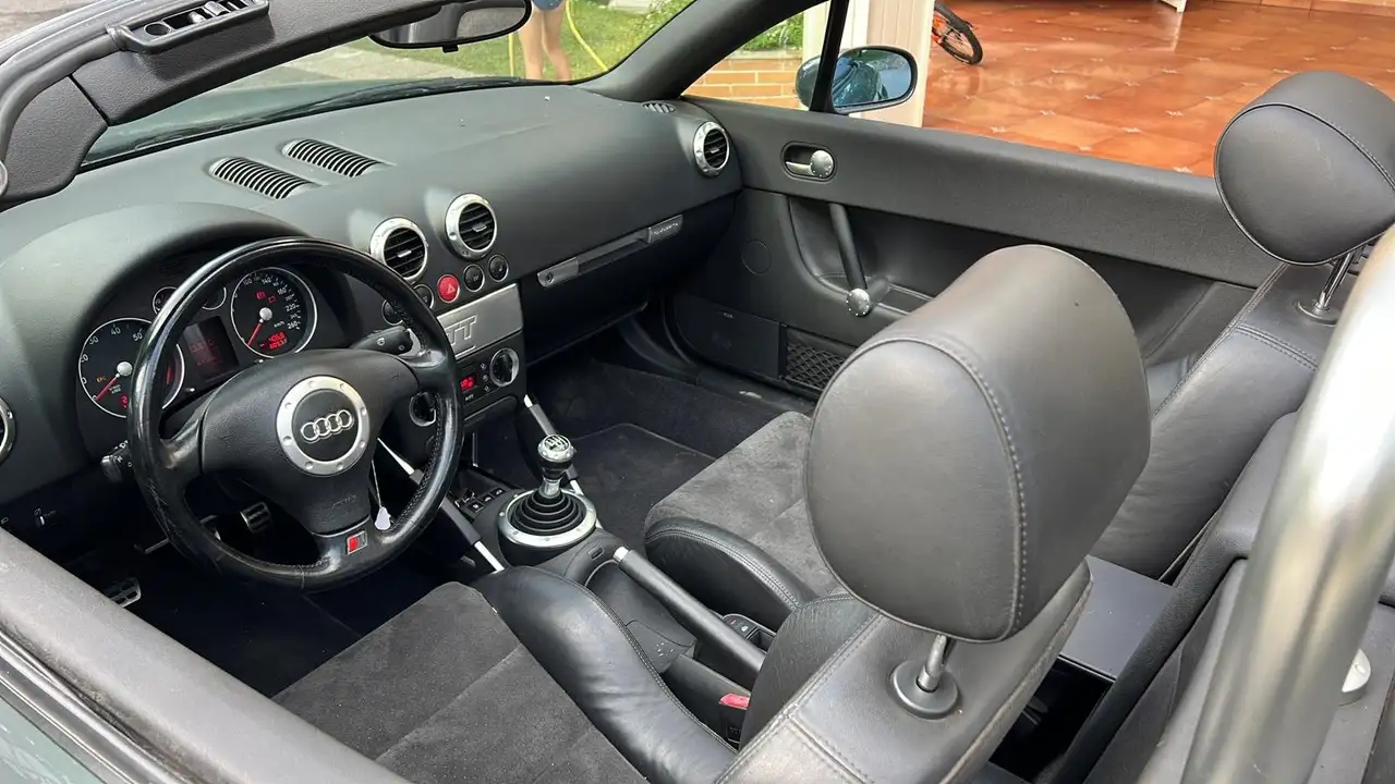 Audi TT Coupé 1.8T quattro 225, foto 4