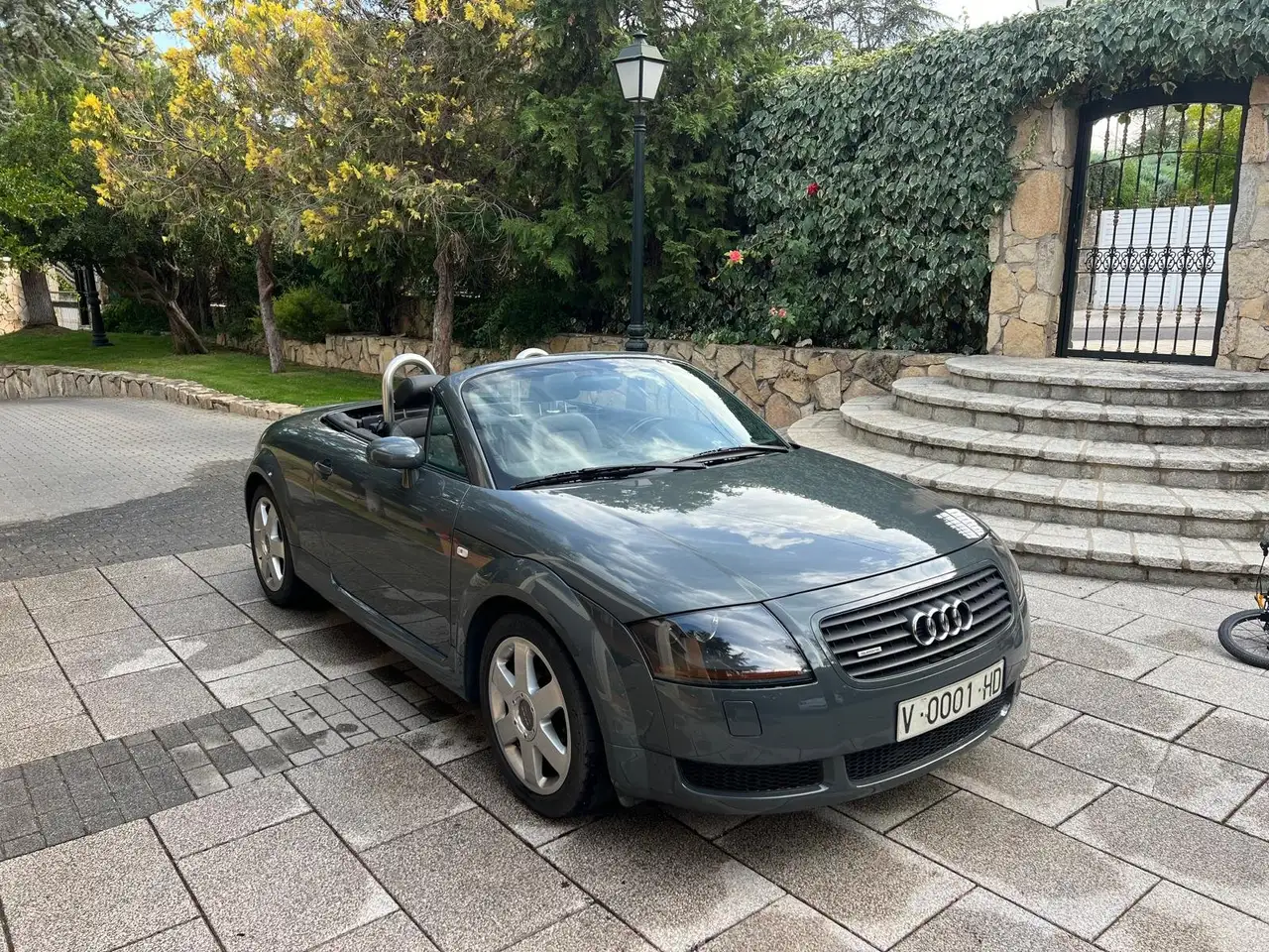Audi TT Coupé 1.8T quattro 225, foto 6