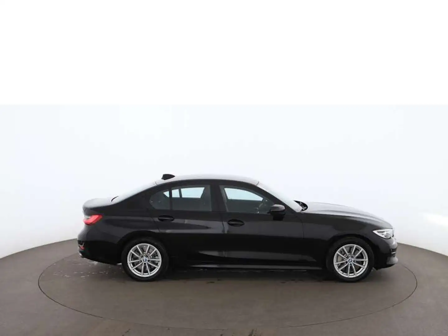 BMW 330 e Advantage Aut LED NAVI DIGI-TACHO SITZHZG Schwarz - 2