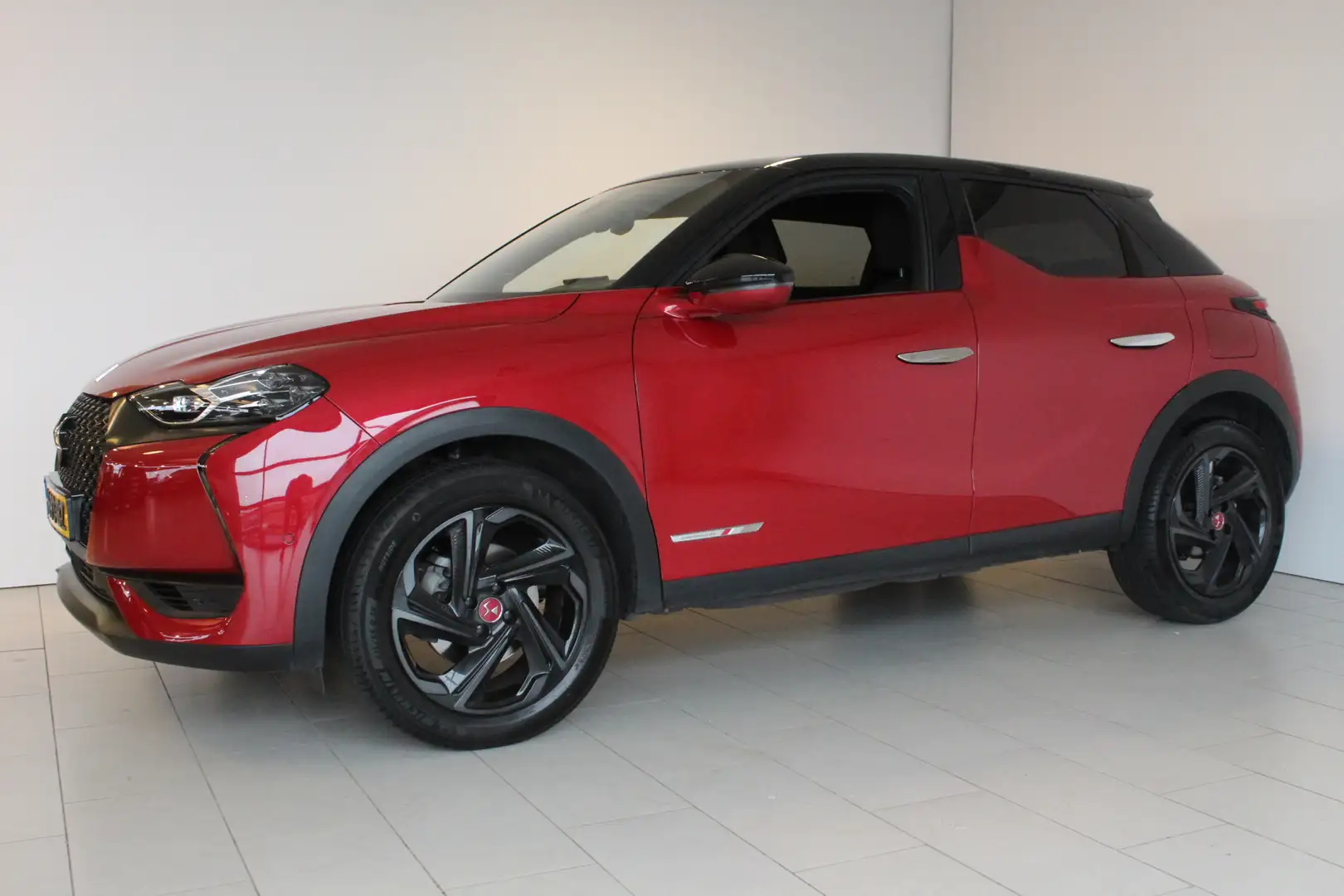 DS Automobiles DS 3 Crossback 1.2 PureTech 155pk AUTOMAAT Performance Line+ HIFI Rouge - 2