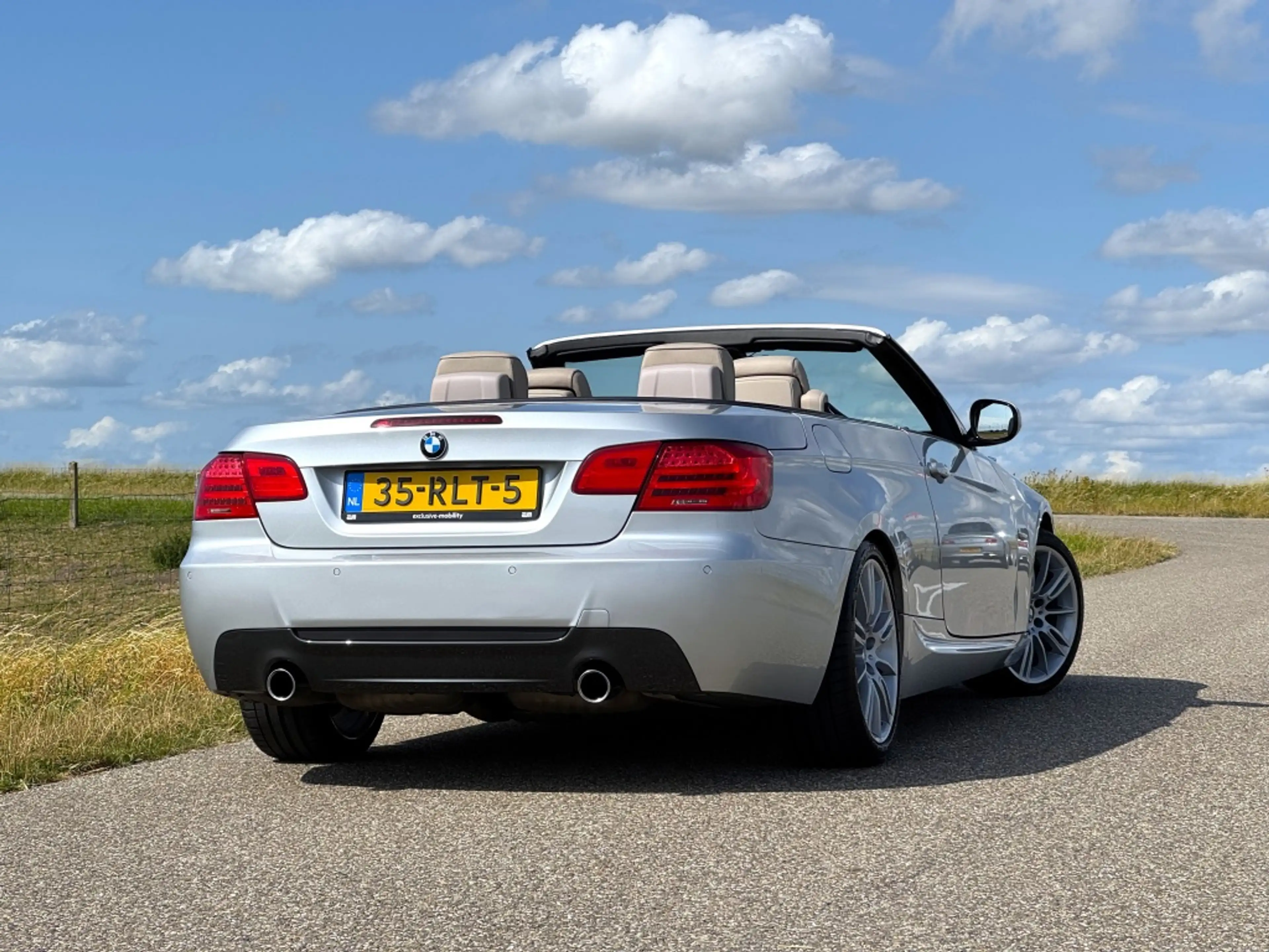BMW 335 3-serie 335i LCI Cabrio M Sport Org.NL NAP — photo 2