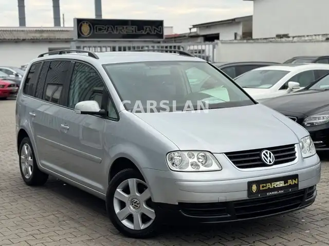 Volkswagen Touran 2.0 TDI "AHK+KLIMAAUTOMATIK+TÜV/AU 08.26"