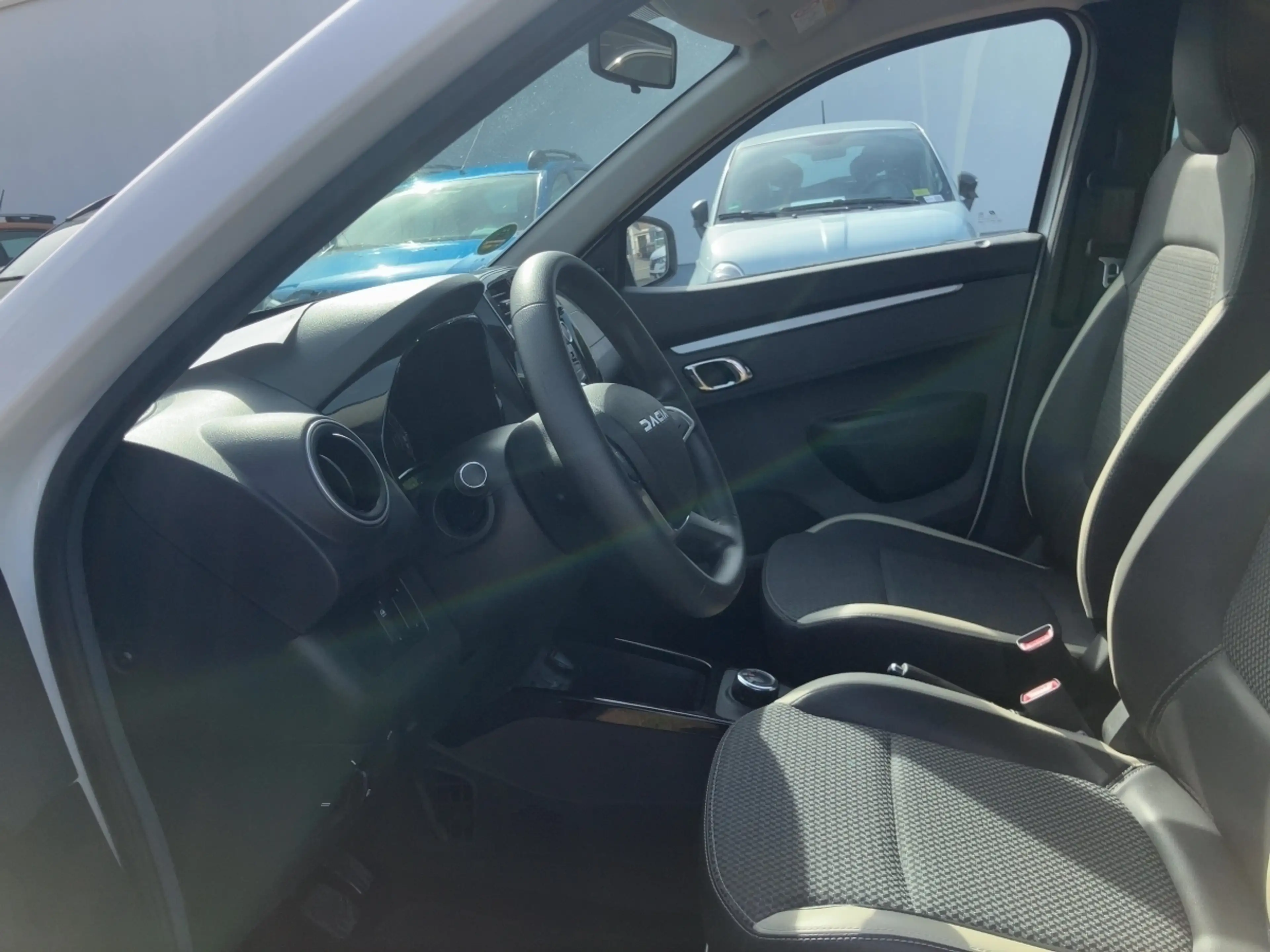 Dacia Spring Essential ELECTRIC 45 — photo 7