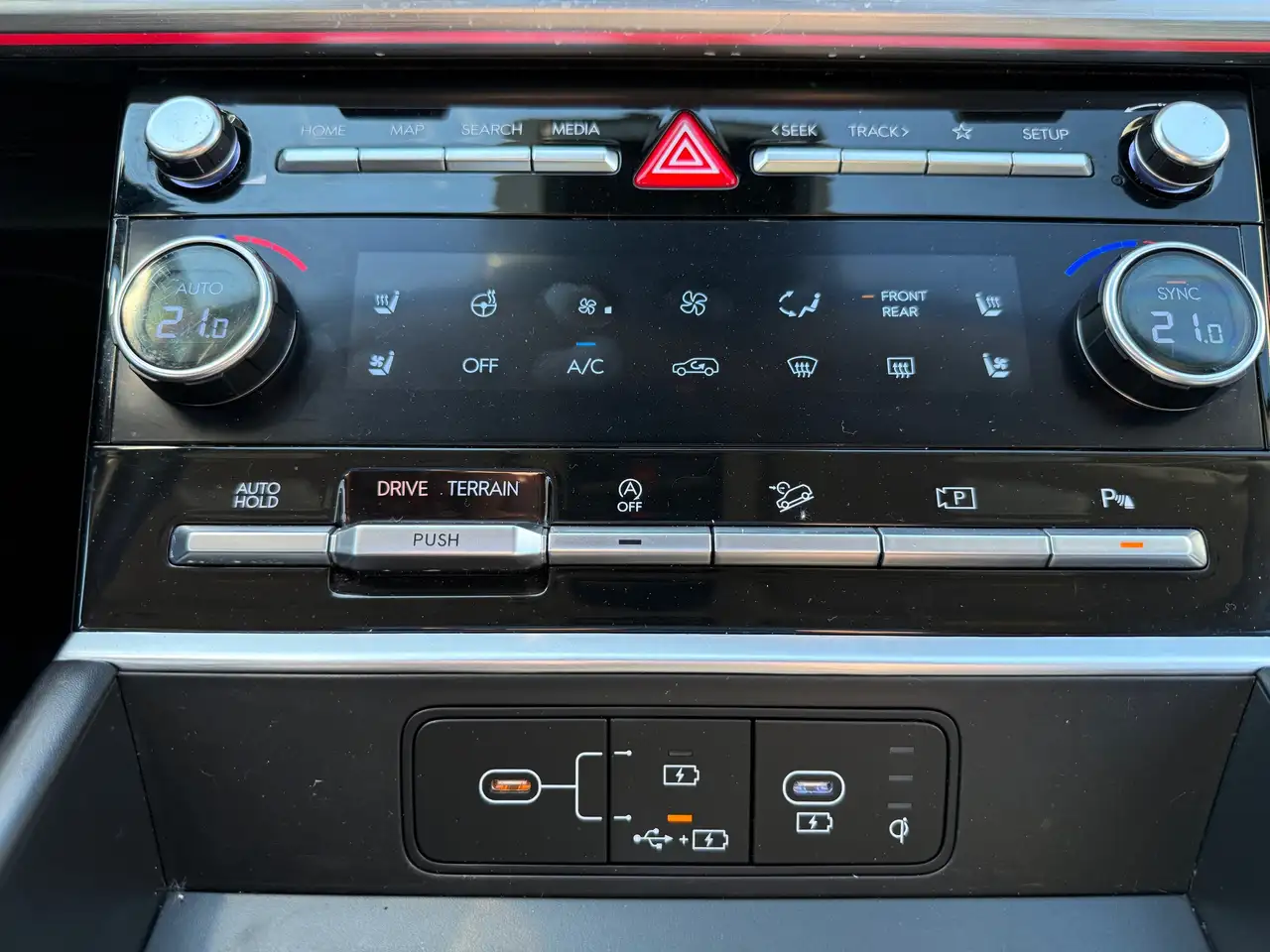 Hyundai SANTA FE снимка Hyundai SANTA FE