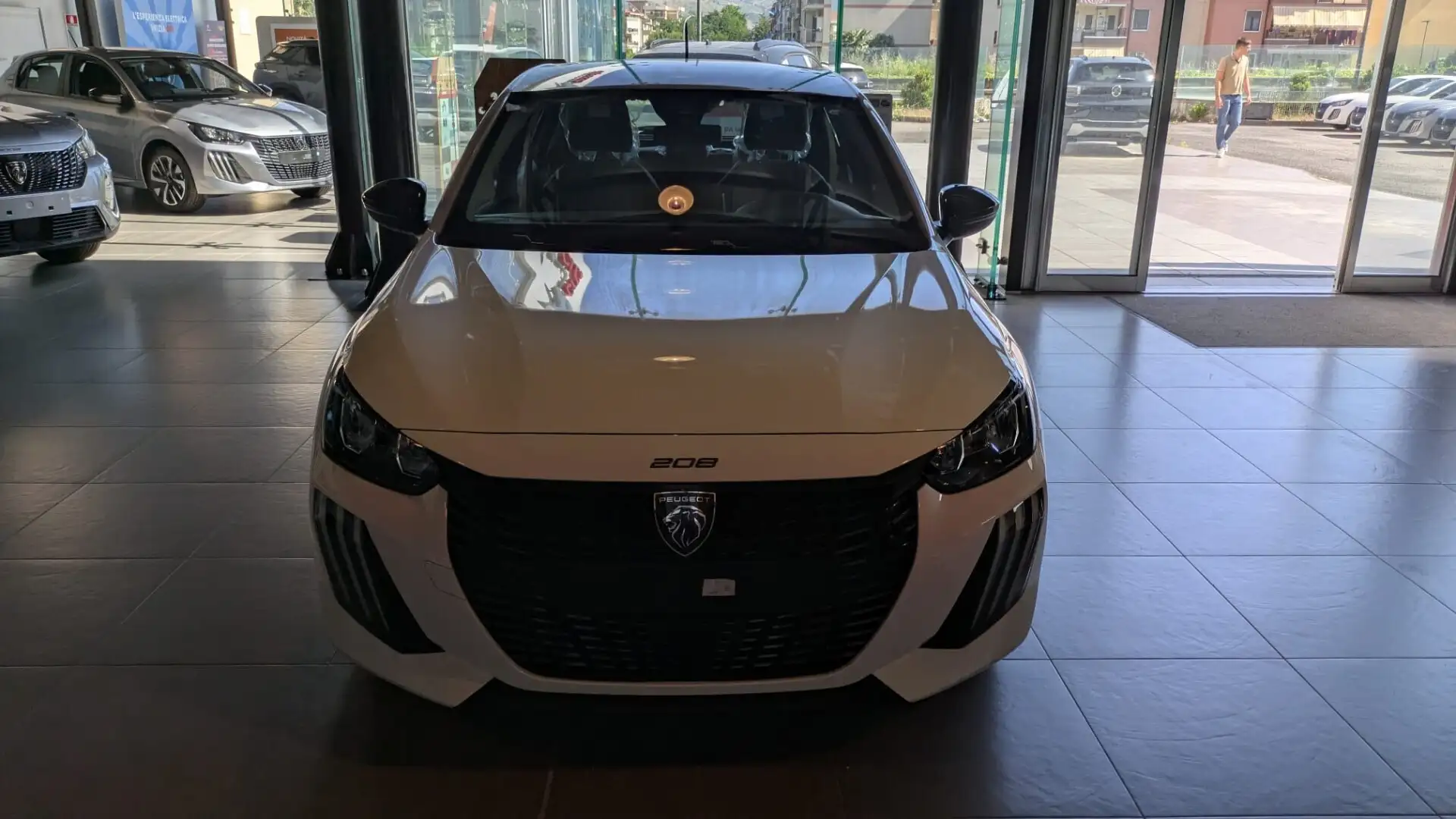 Peugeot 208 75 Stop&Start 5 porte Style Giallo - 2