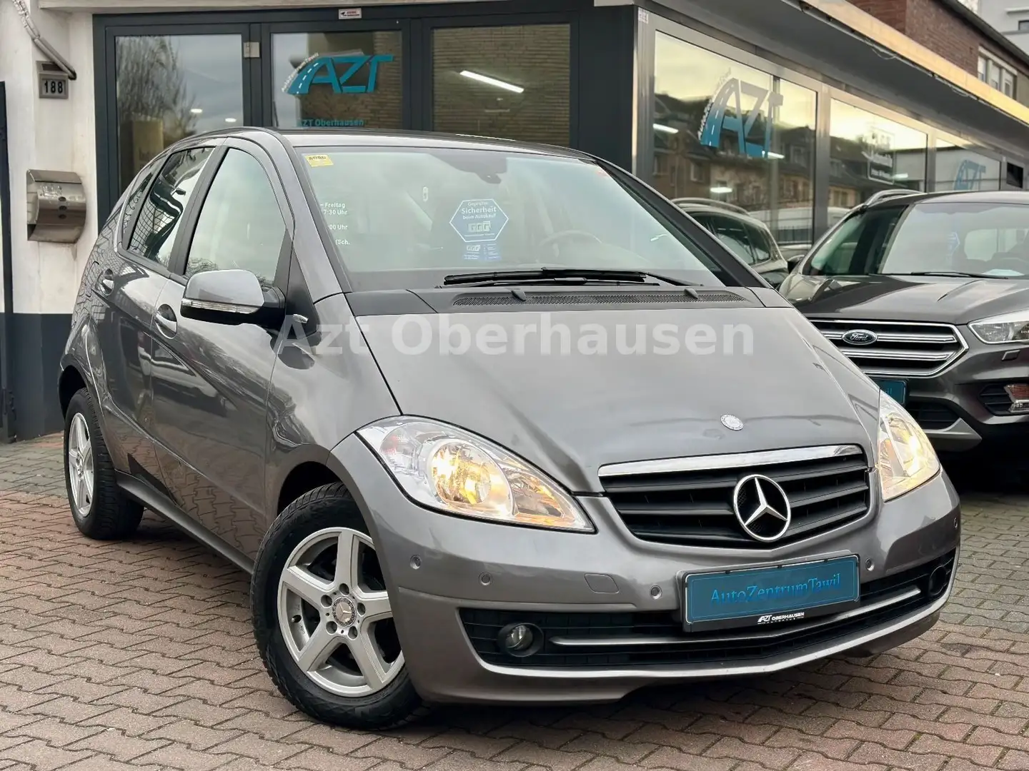 Mercedes-Benz A 180 Special Edition*AUTOMATIK*HU NEU* Gris - 1