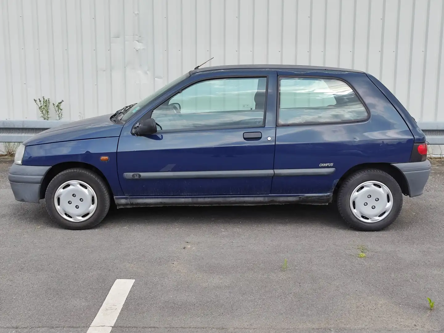 Renault Clio 1.2i Campus ohne TÜV FESTPREIS Blau - 2