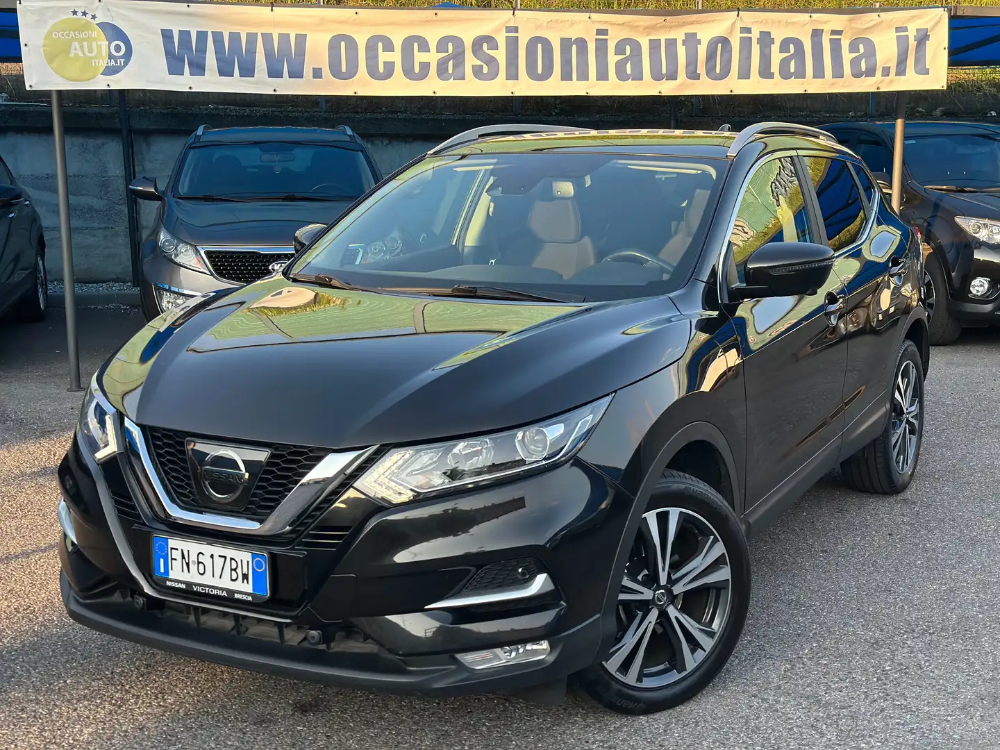 Nissan Qashqai 1.5 dci N-Connecta 110cv Negro - 1