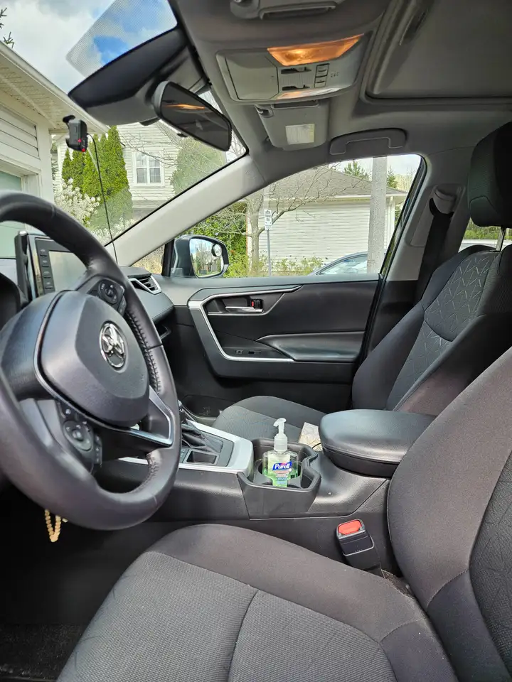 Toyota RAV 4 снимка Toyota RAV 4