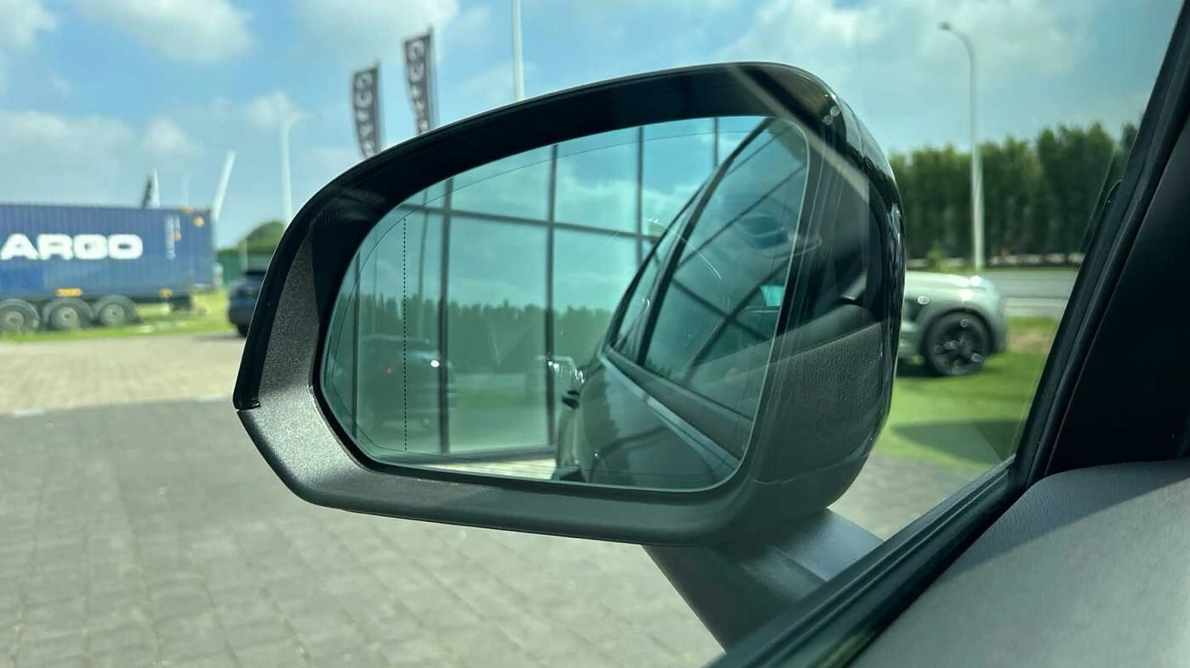 Volvo XC40 Core B3 Mild-hybride | Adapt Cruise | Camera | Ele — photo 25