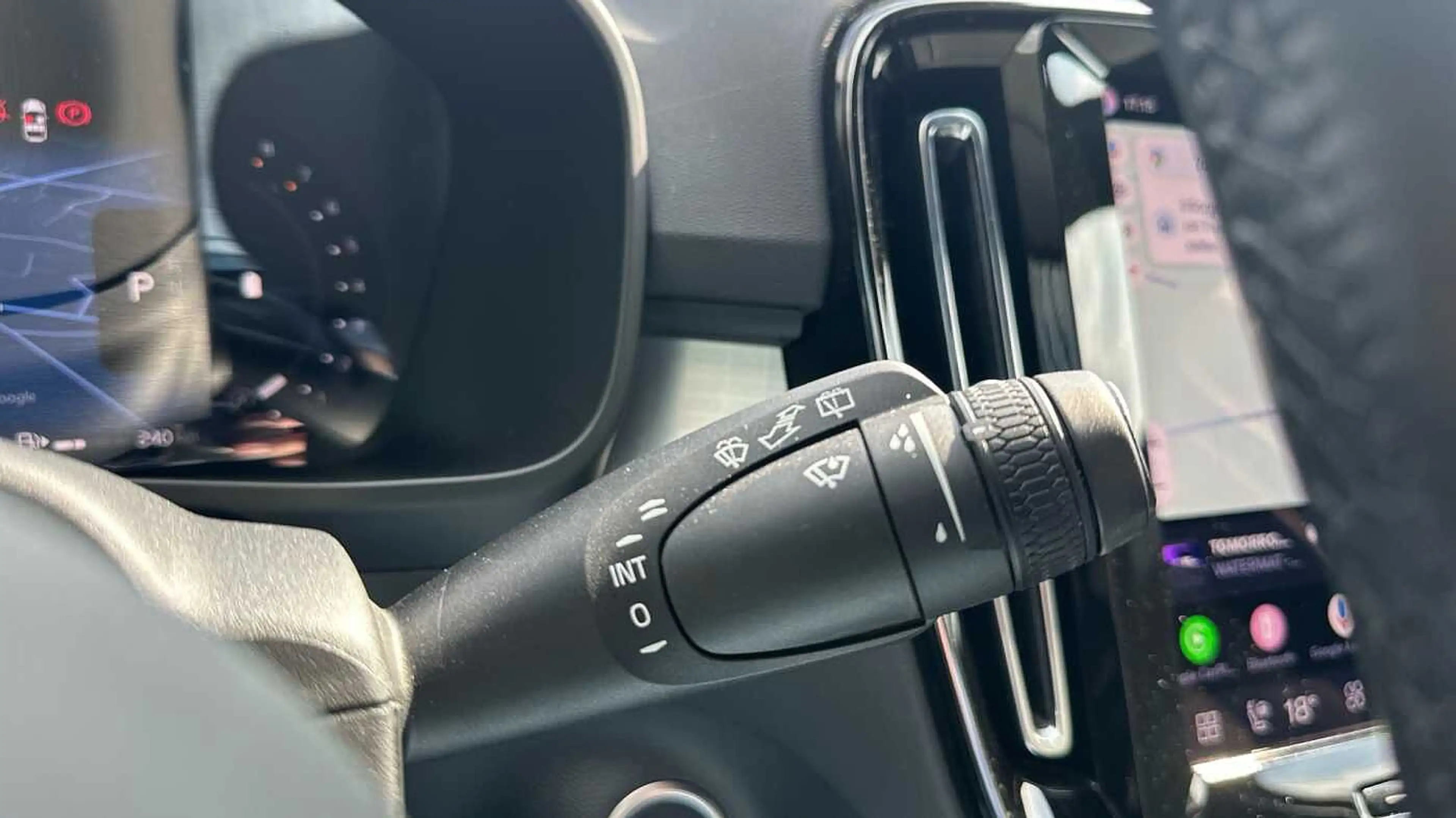 Volvo XC40 Core B3 Mild-hybride | Adapt Cruise | Camera | Ele — photo 21