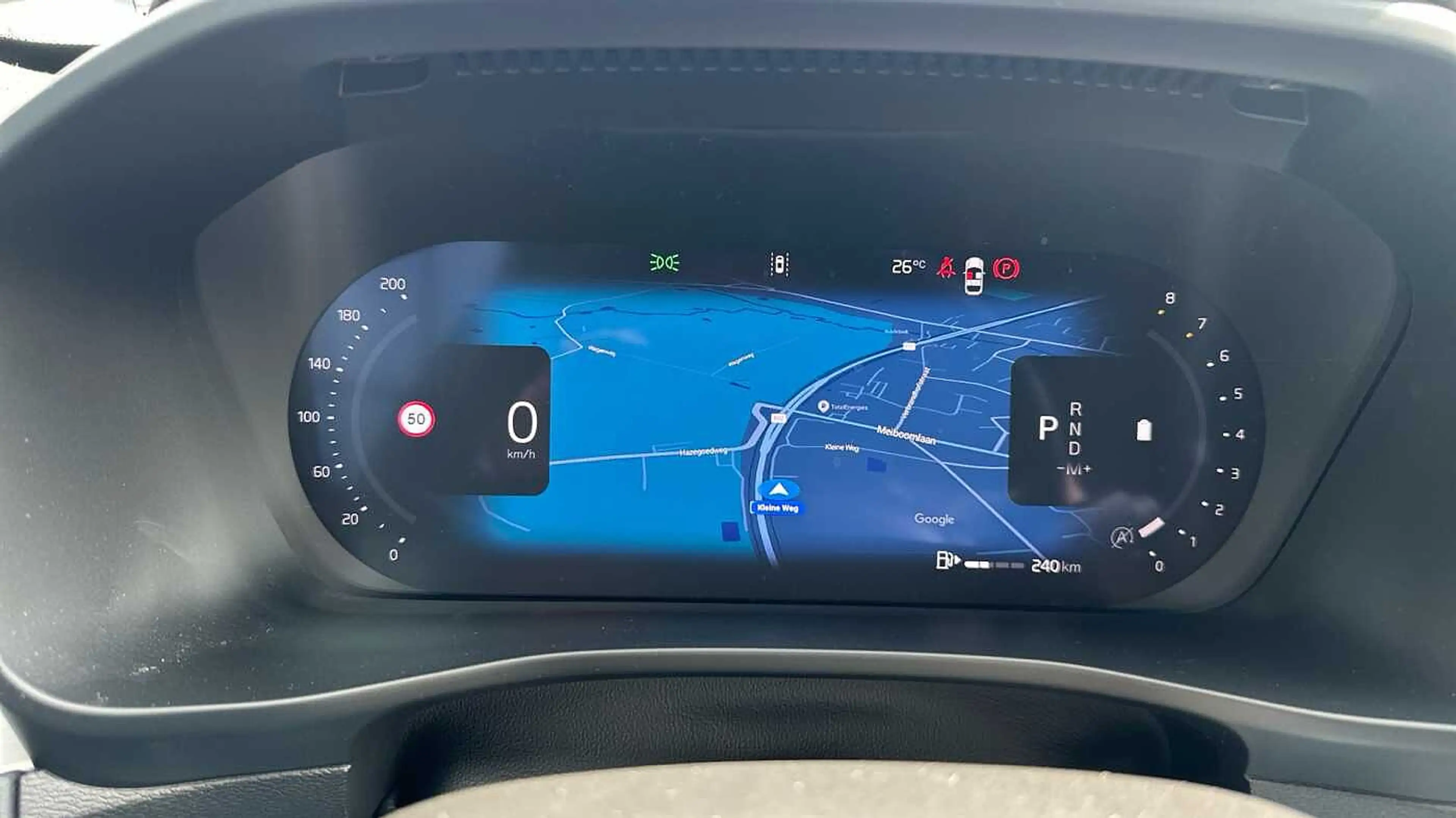 Volvo XC40 Core B3 Mild-hybride | Adapt Cruise | Camera | Ele — photo 12