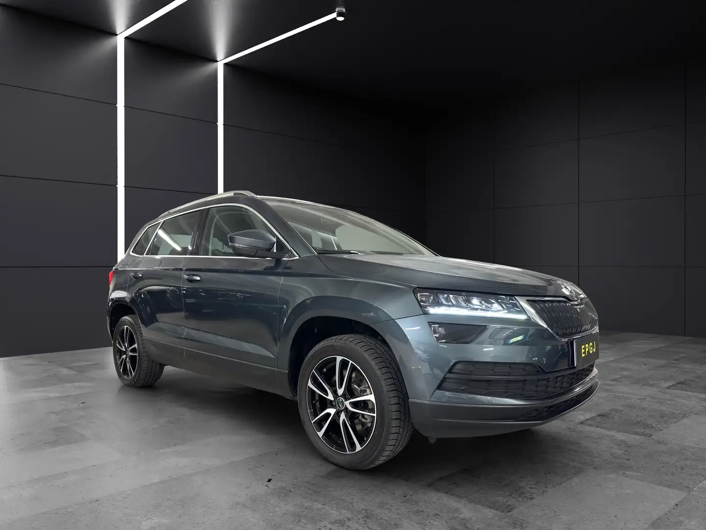 Skoda Karoq 2.0 tdi Ambition 150cv Grigio - 2