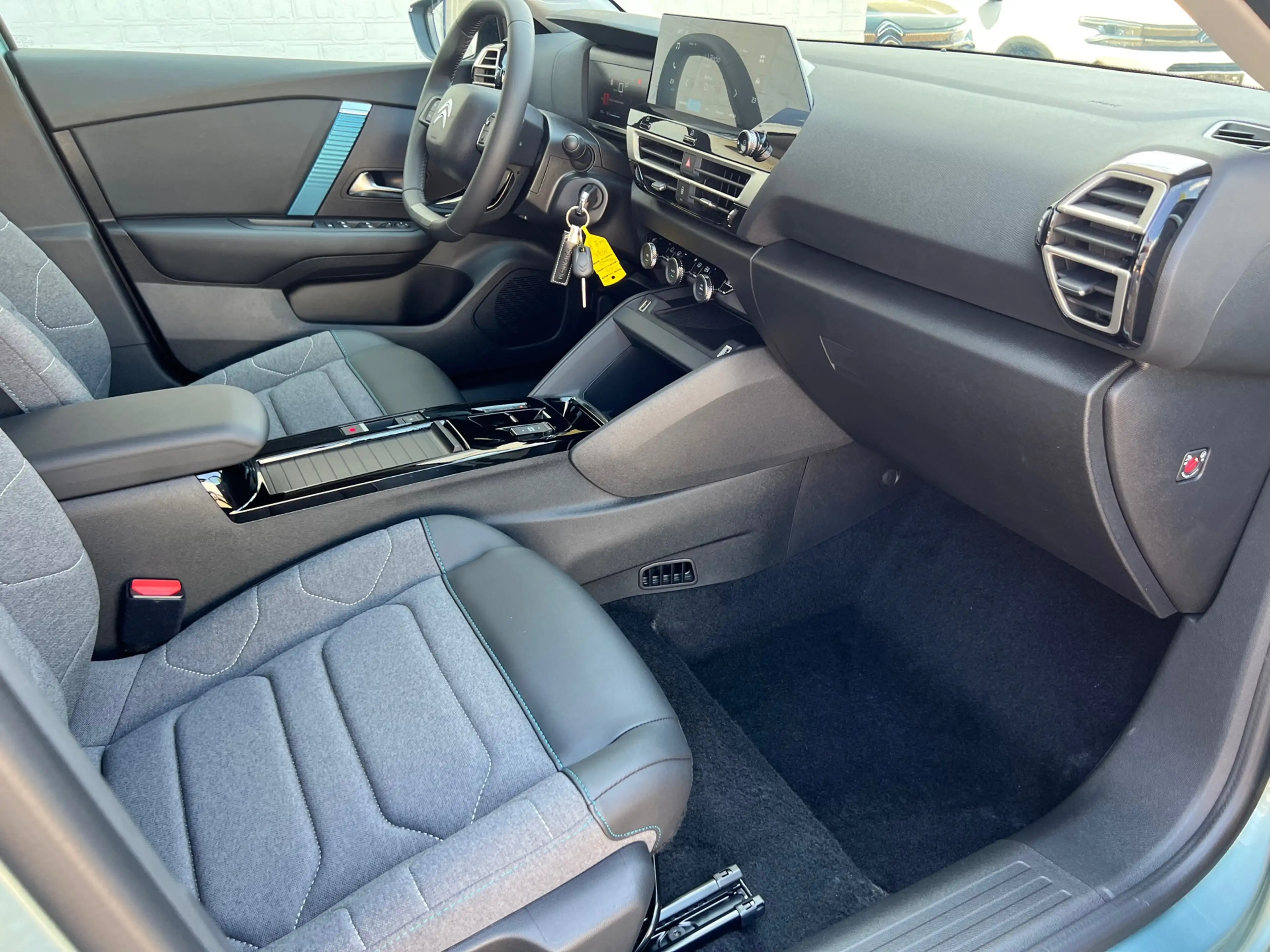 Citroen E-C4 Electric Feel 50 KWH Navi-PDC-Stoelverwarming-LM velgen — photo 14