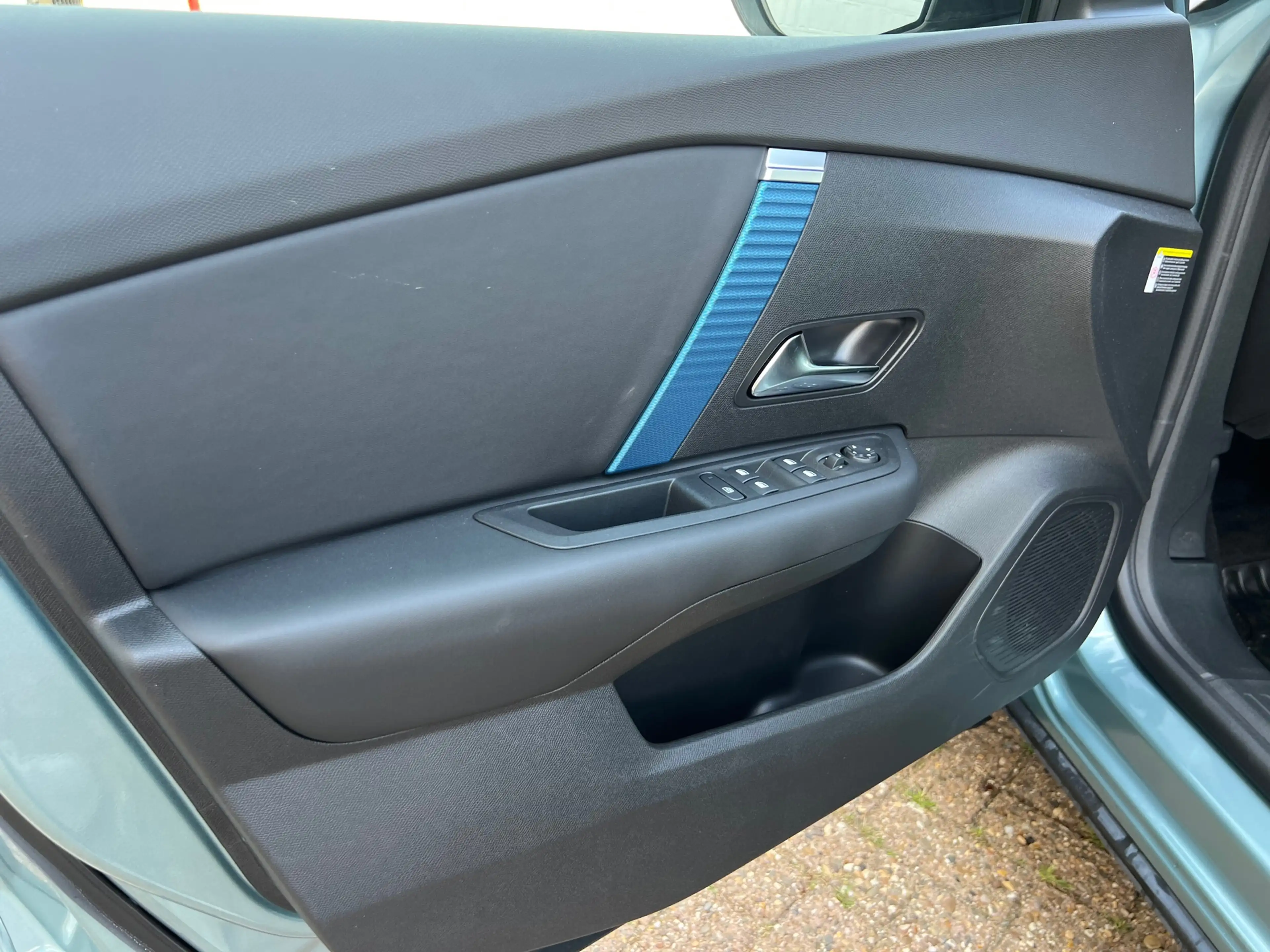 Citroen E-C4 Electric Feel 50 KWH Navi-PDC-Stoelverwarming-LM velgen — photo 7