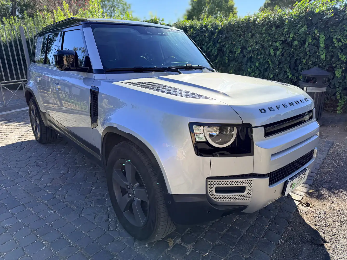 Land Rover Defender 3.0d Hybrid 200cv 7 POSTI Tagliandi UFFICIALI Argento - 1