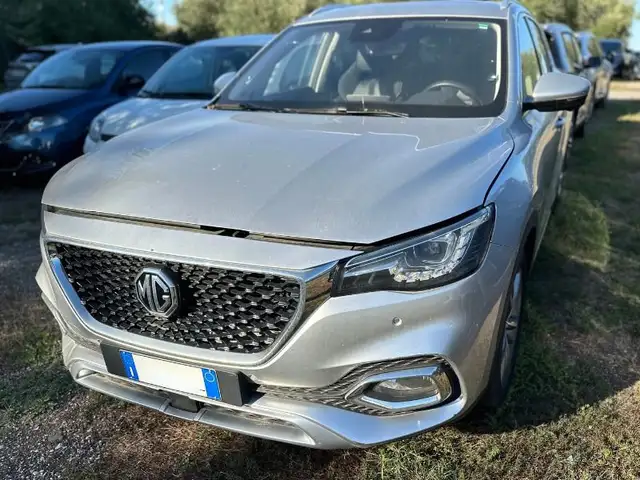 MG HS 1.5T-GDI AT Luxury