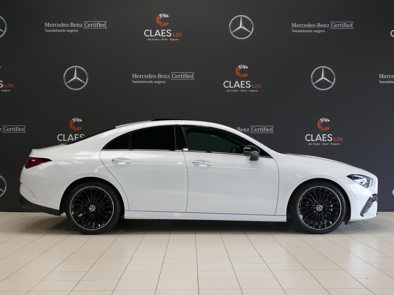 Mercedes-Benz CLA 180 AMG Line DOS 203 — photo 4