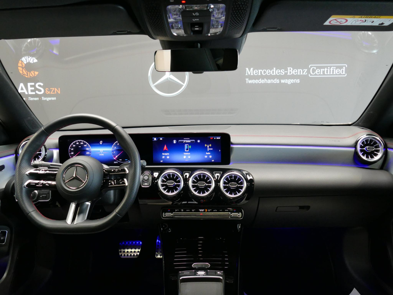 Mercedes-Benz CLA 180 AMG Line DOS 203 — photo 11