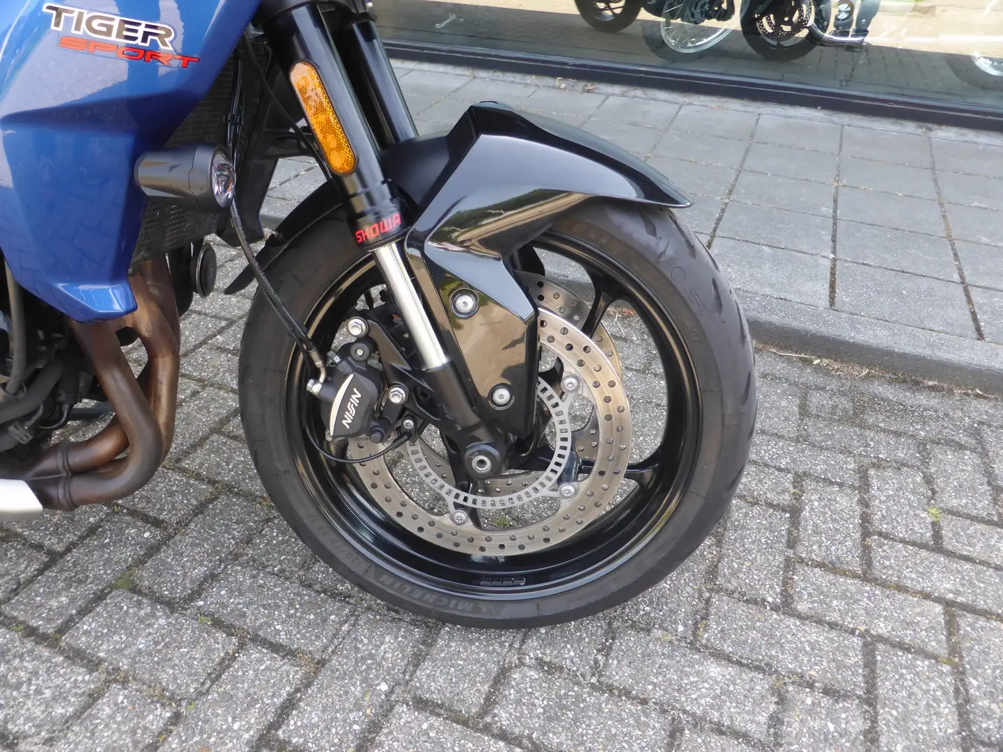 Triumph Tiger Sport 660 ABS/TC Lucerne blue / Saphire black Van eerste Blauw - 2
