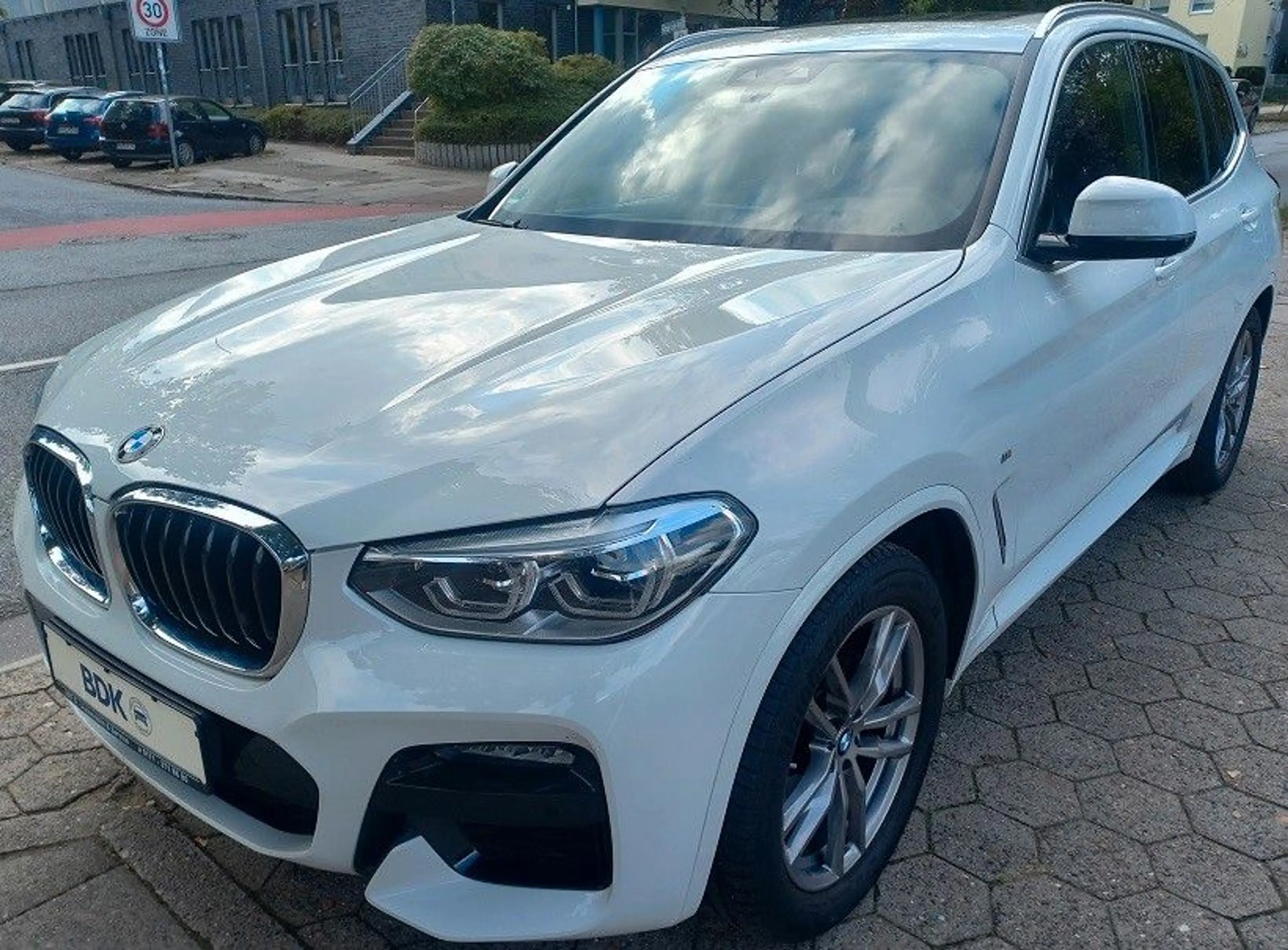 BMW X3 xDrive 20i M Sport Klima SHZ Leder Navi AHK — photo 4