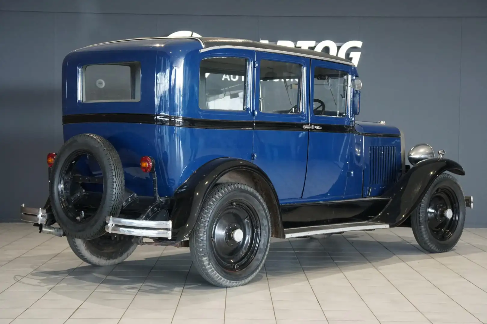 Oldtimer Graham-Paige 610 4-deurs Sedan 1928 Blauw - 2