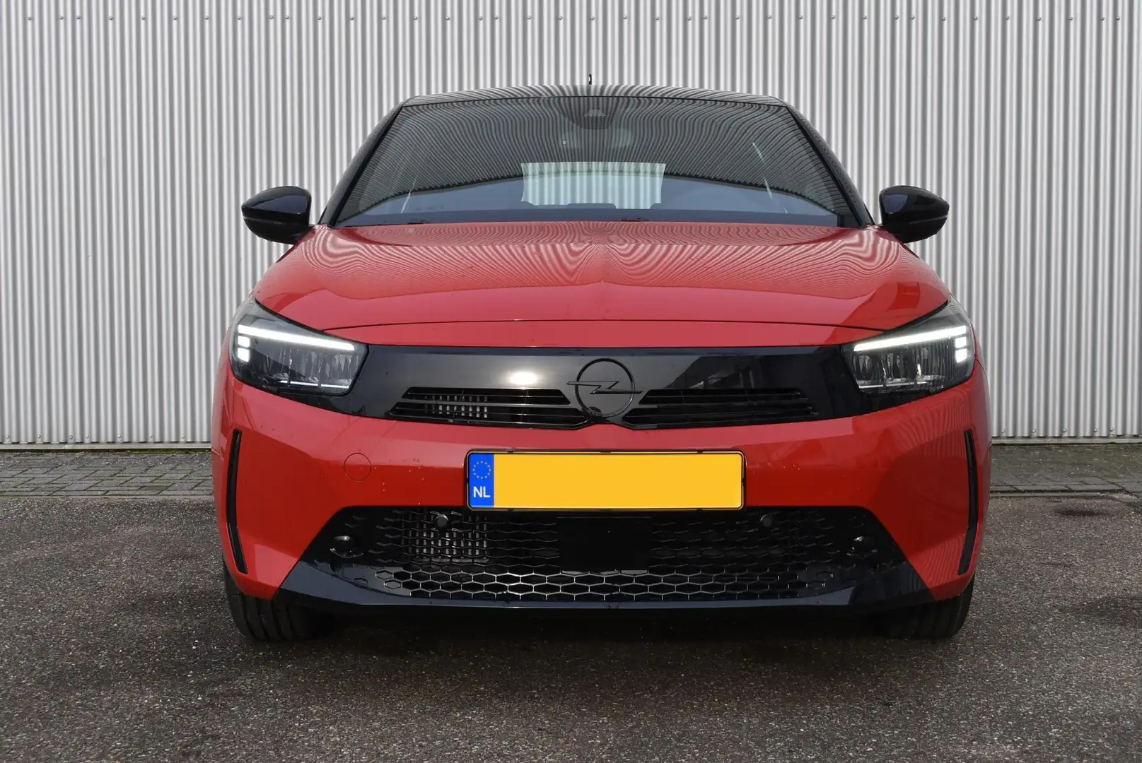 Opel Corsa 1.2 Turbo Yes || € 2.500 VAN MOSSEL VOORRAADVOORDE Rood - 2
