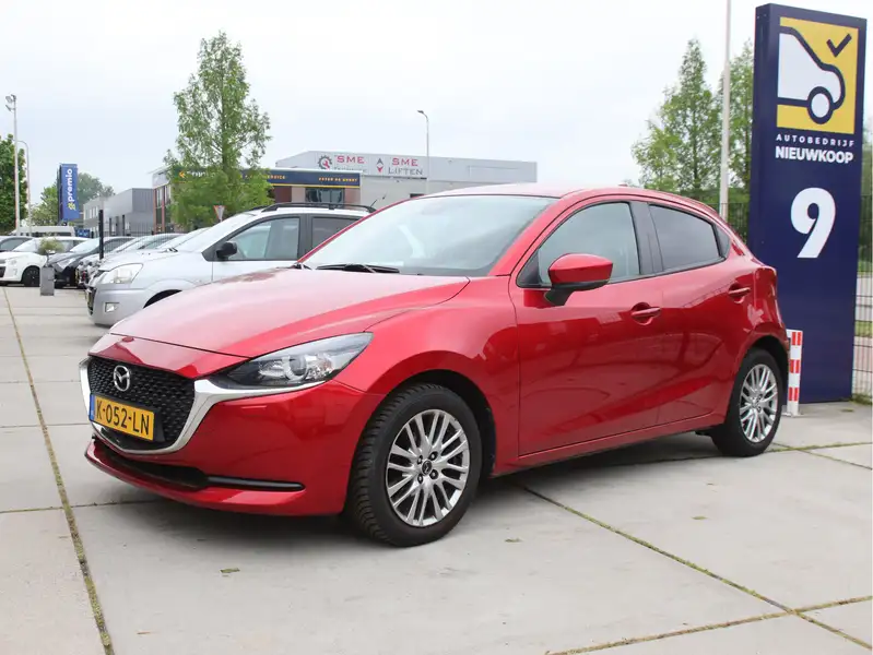 MAZDA 2