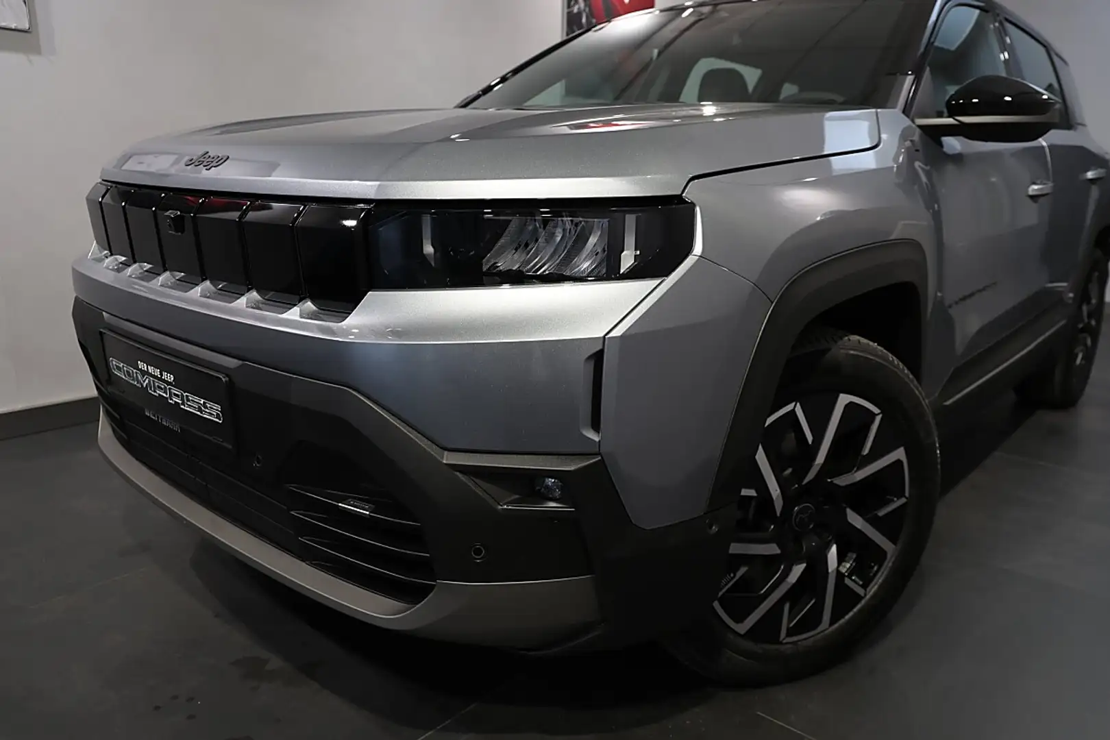 Jeep Compass BEV 74kWh Altitude Schwarz - 2