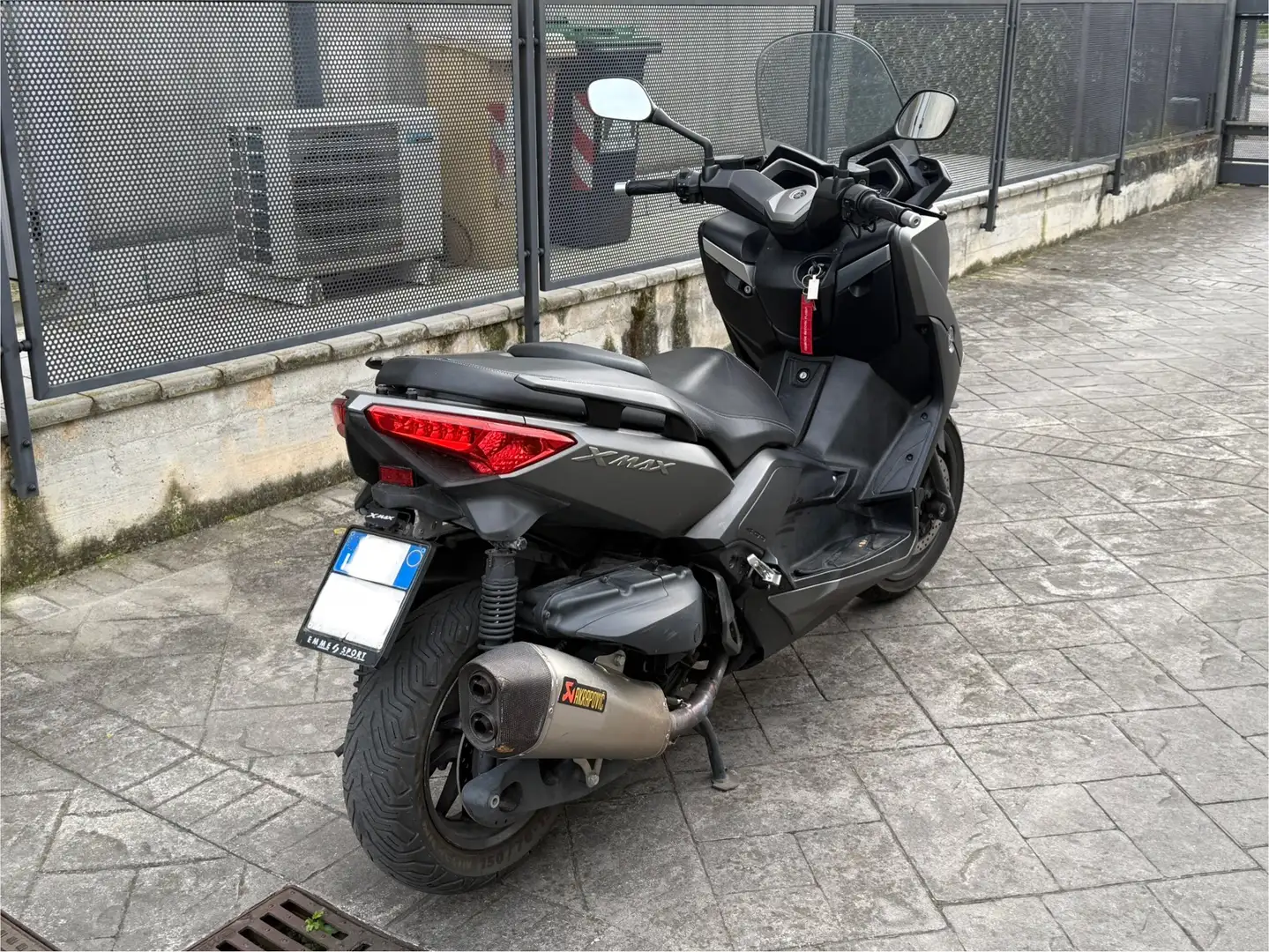 Yamaha X-Max 400 - 2